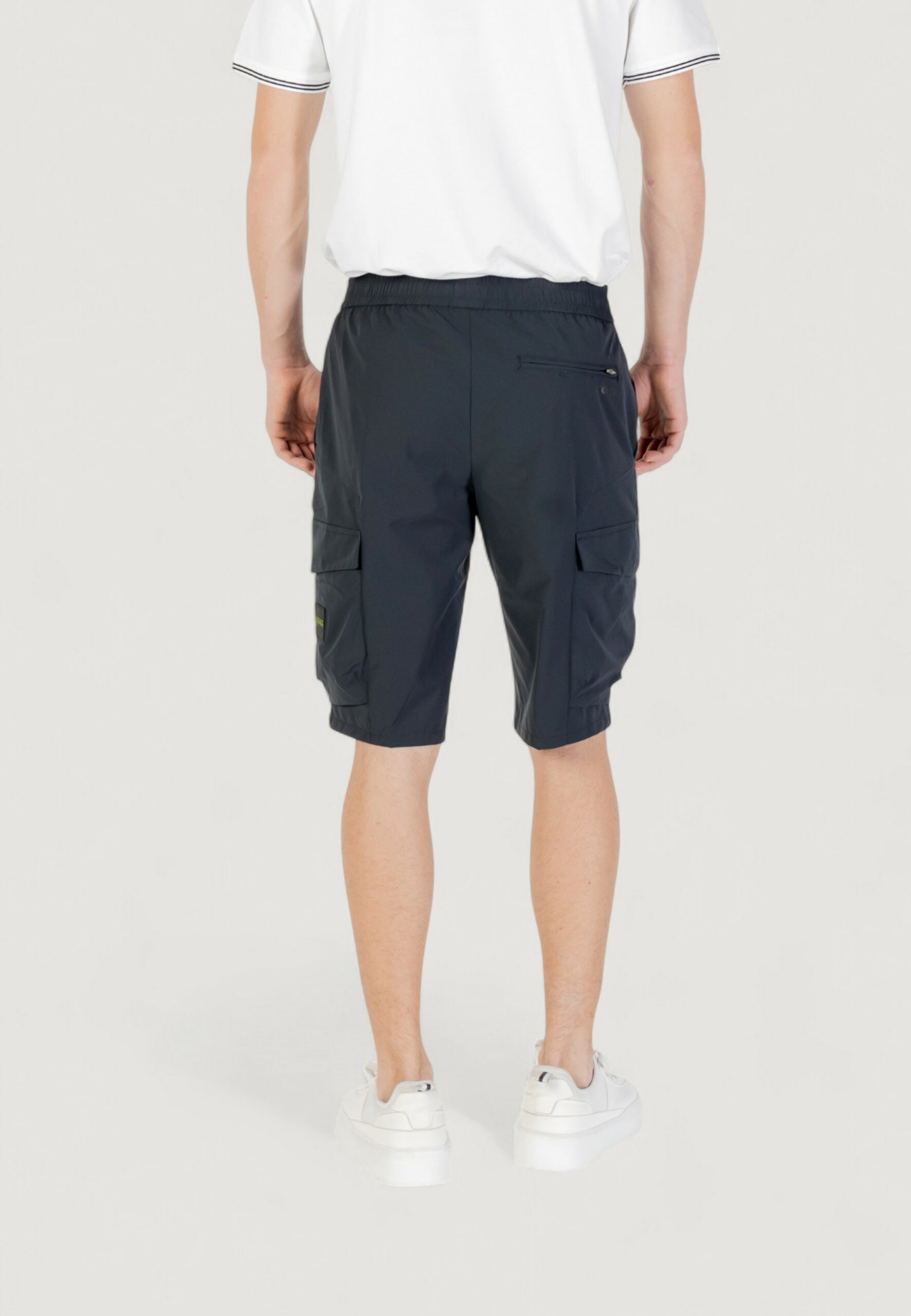 ボス サーベース カーゴ バミューダ ショーツ - ダークブルー