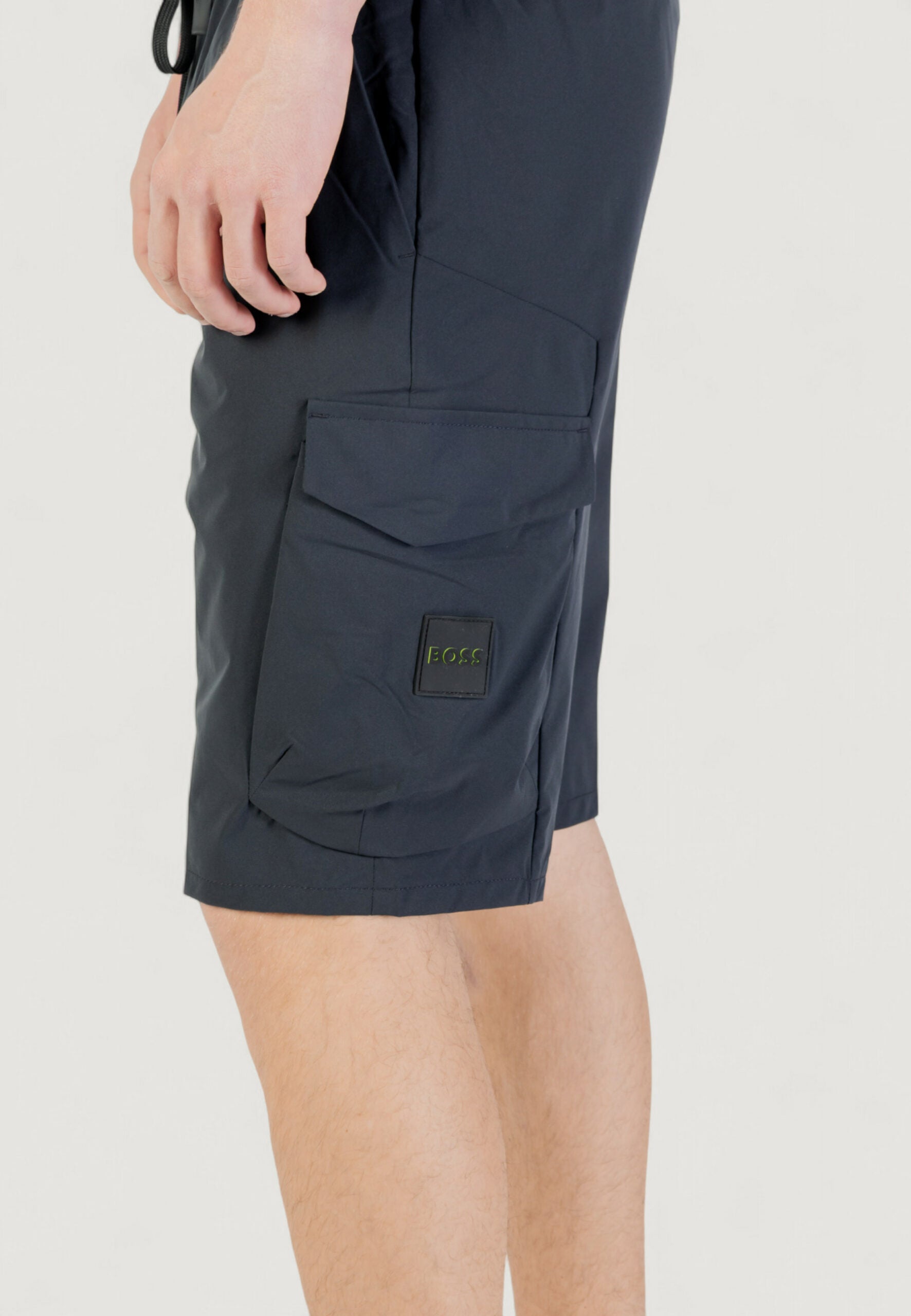 ボス サーベース カーゴ バミューダ ショーツ - ダークブルー
