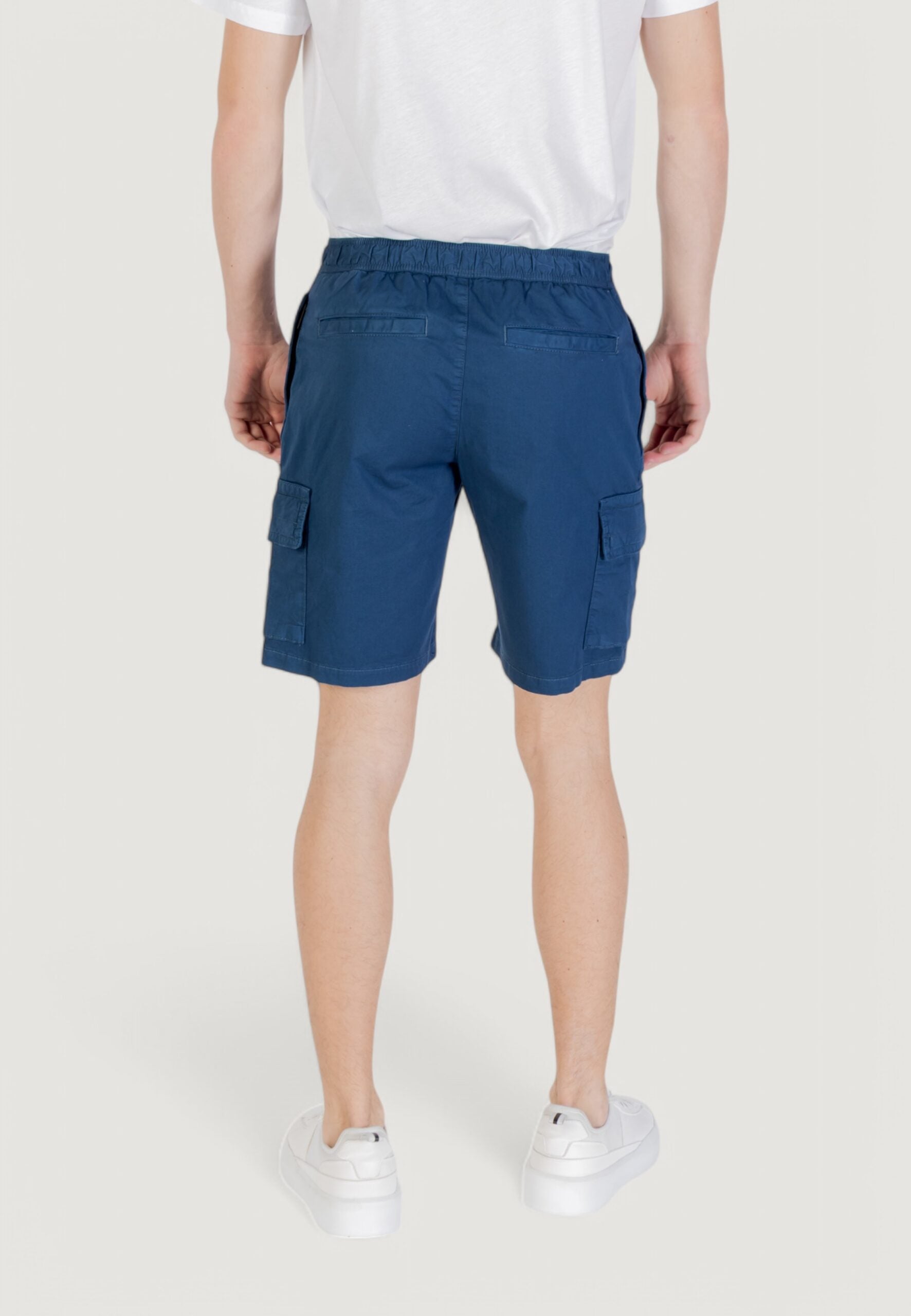 ボス シリアル バミューダ ショーツ - ブルー