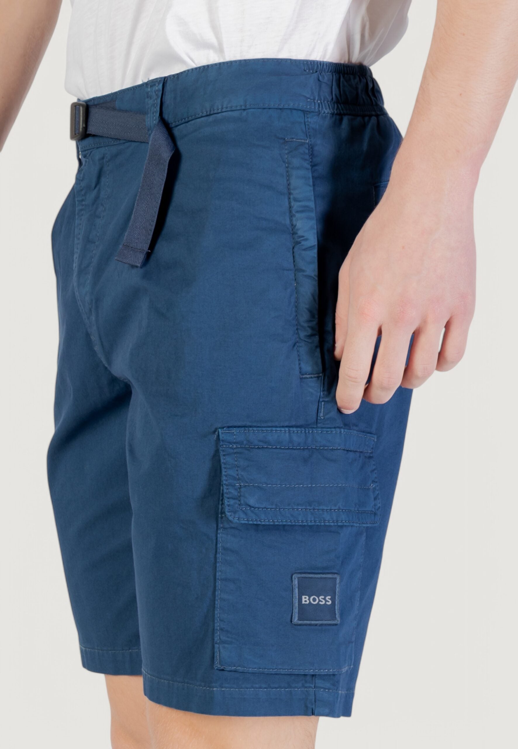 ボス シリアル バミューダ ショーツ - ブルー