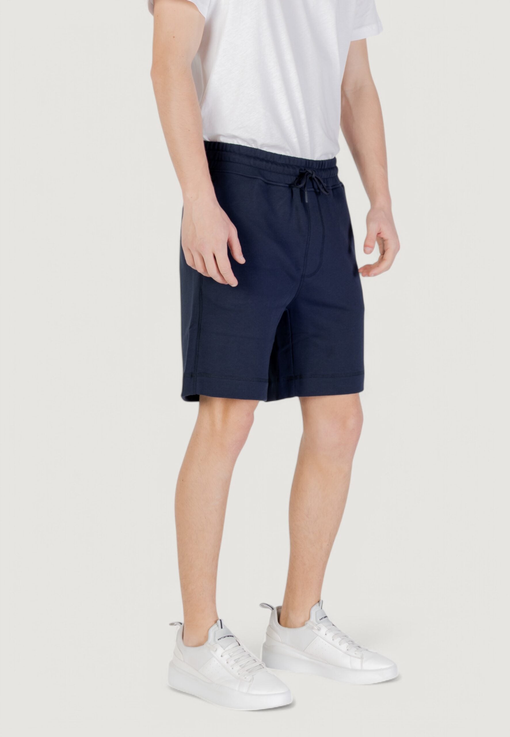 ボス セワク バミューダ ショーツ - ダークブルー