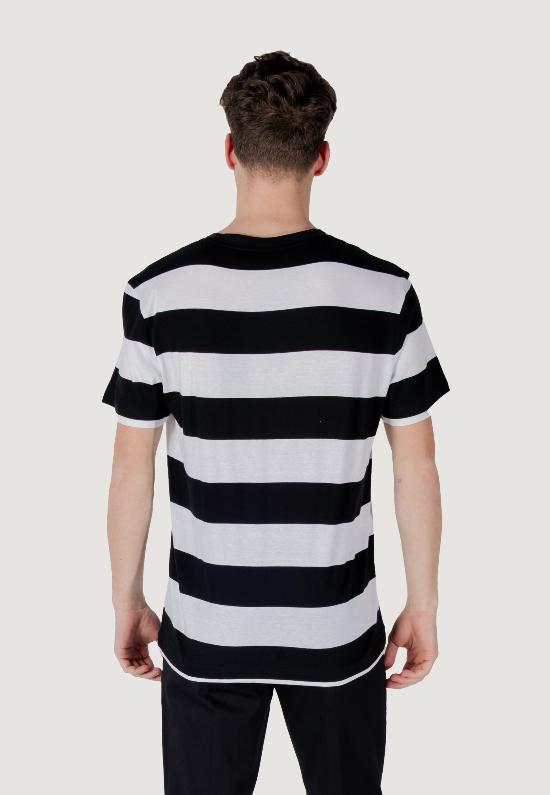 BOSS テイルズ ストライプ Tシャツ - ブラック