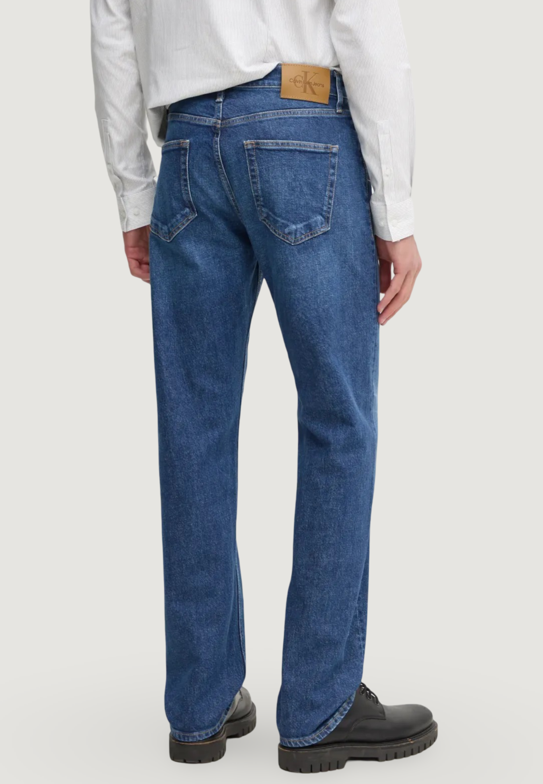 Calvin Klein Jeans Standard Straight Jeans - Dark Denim