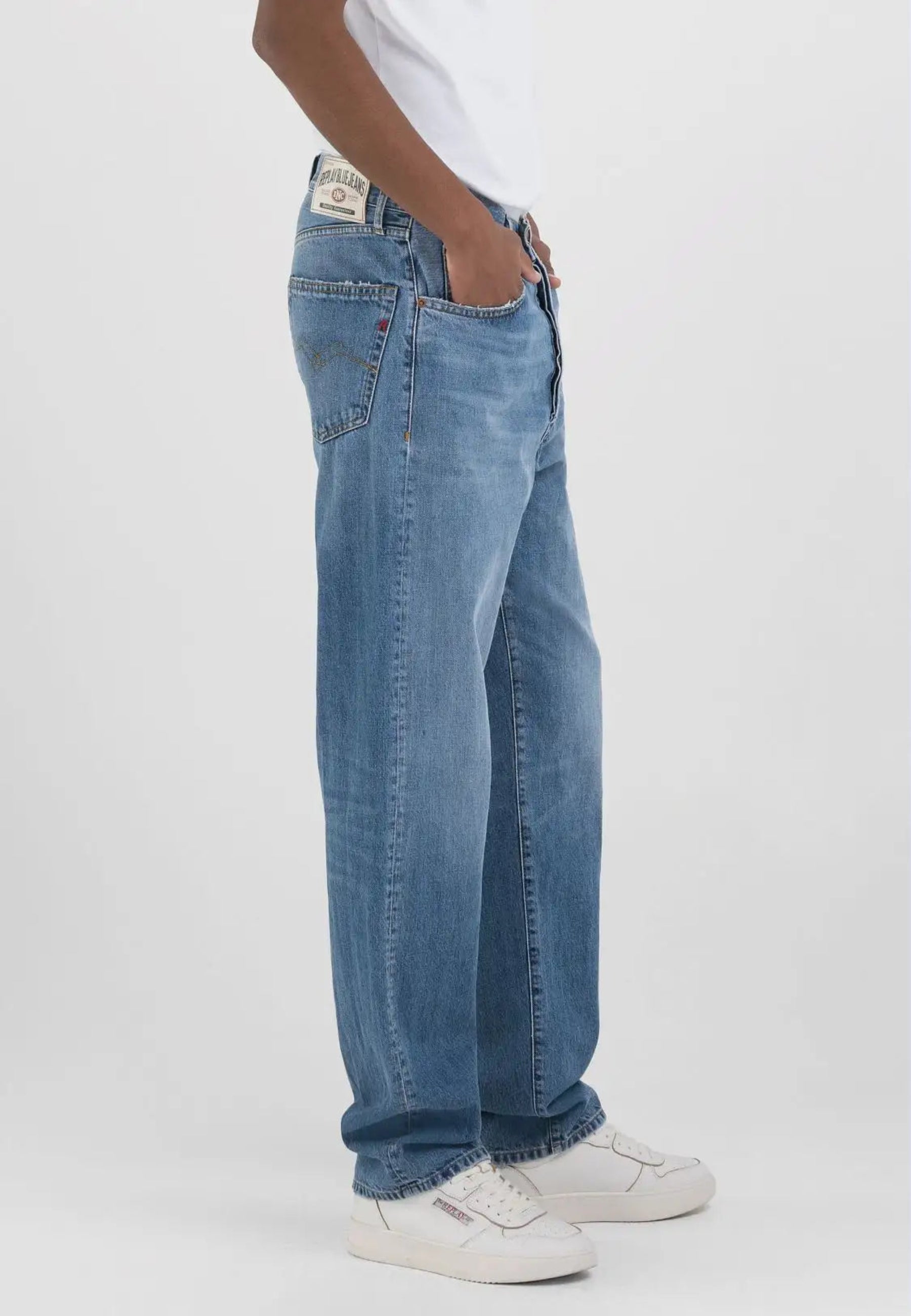 Replay M9ZERO1 Straight-Fit Jeans M9Z1