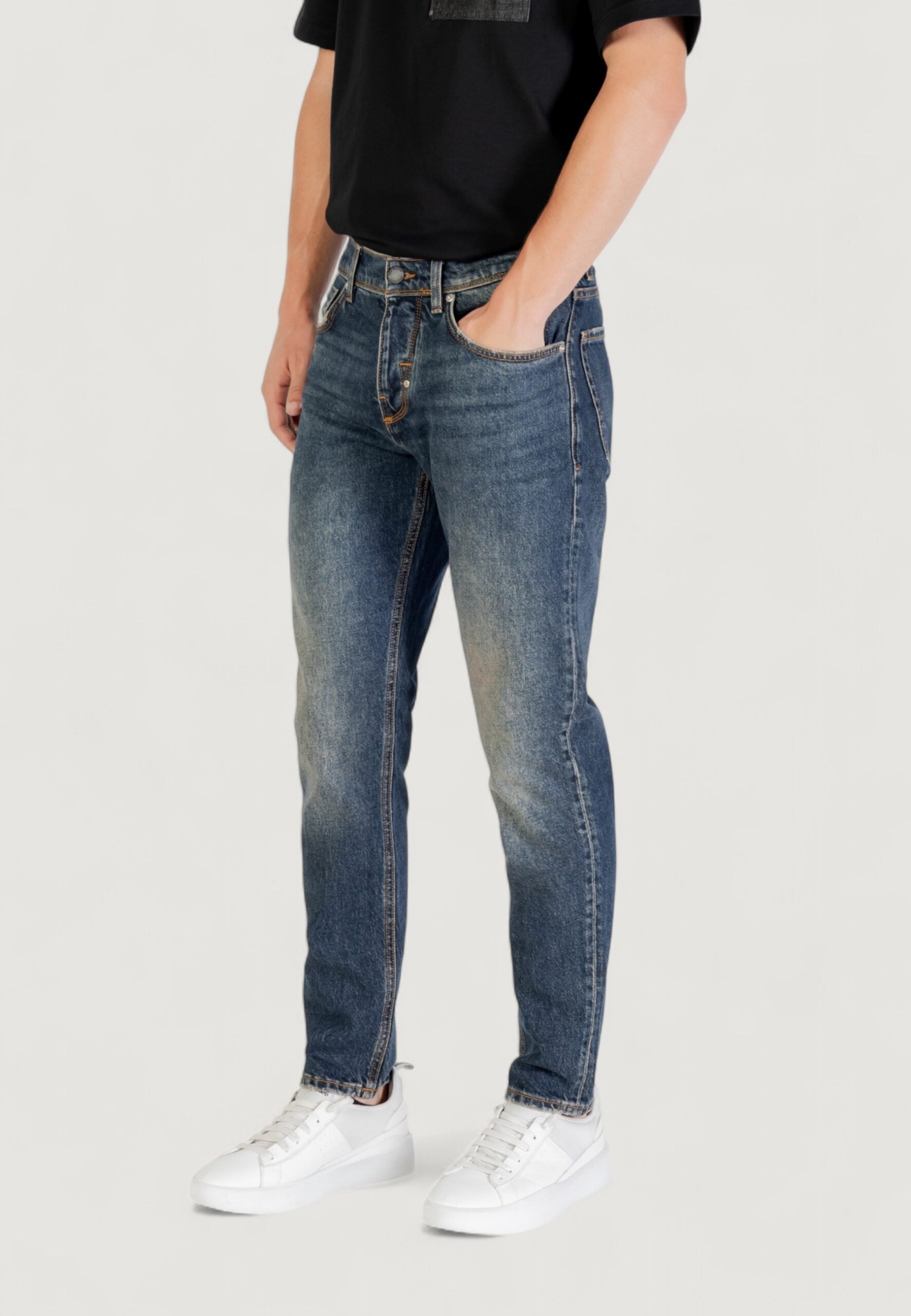 アントニー・モラート メンズ ARGON スリム アンクル丈 フィット デニム ジーンズ