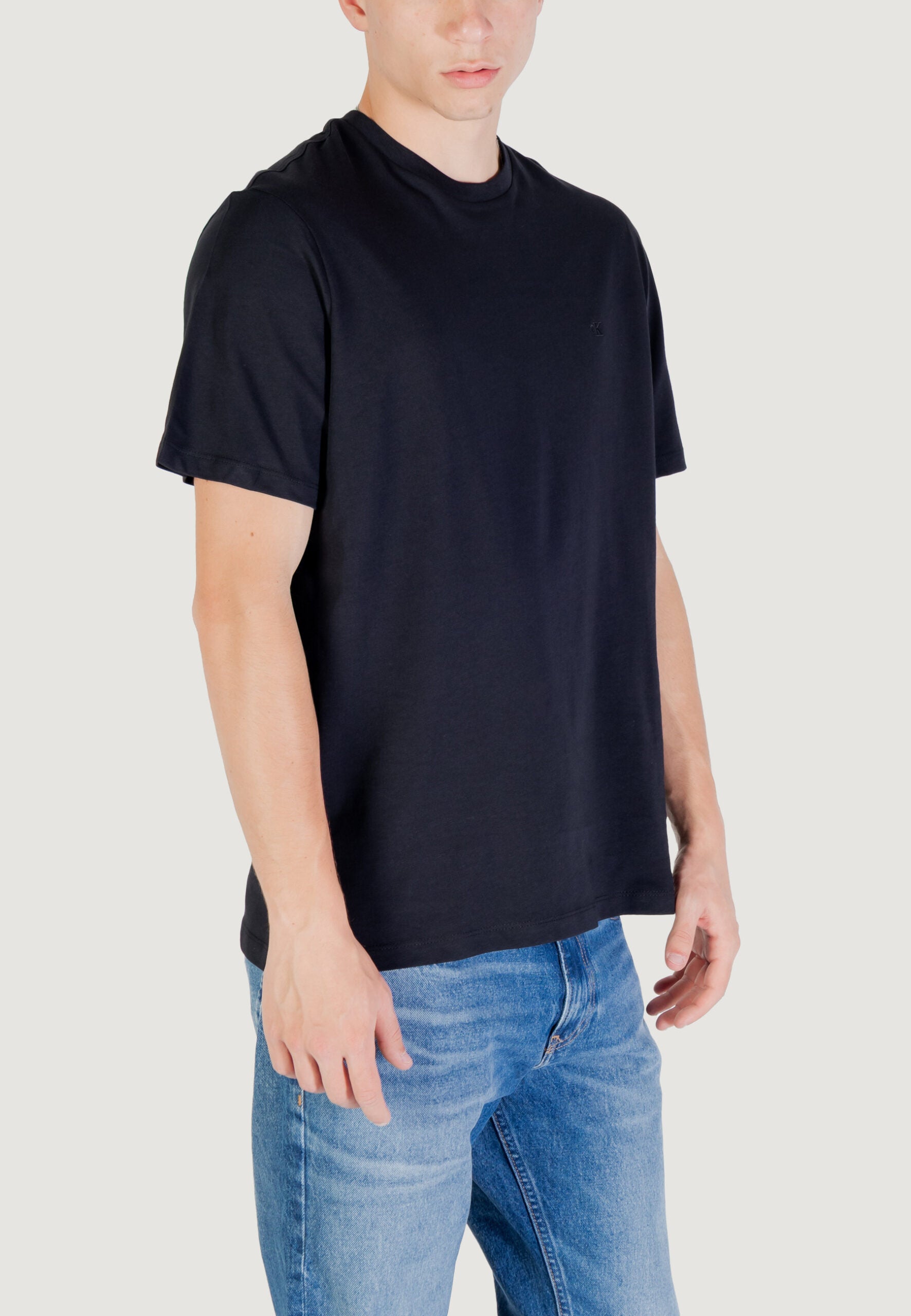 Calvin Klein Jeans Men's Anthracite Smooth Cotton Solid T-Shirt