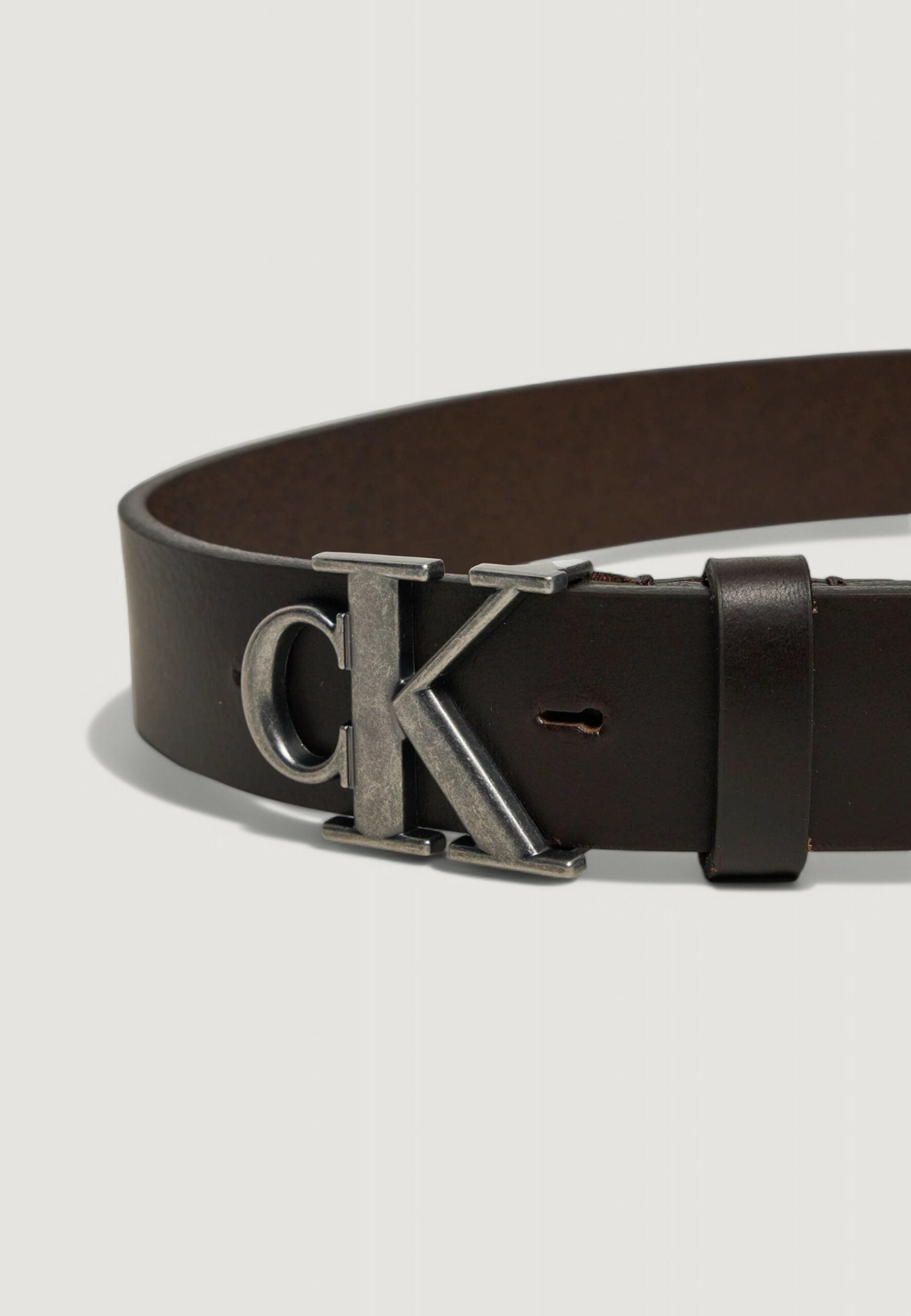 Calvin Klein Jeans Men's Brown Leather Belt - Round Monogram Plaque Buckle