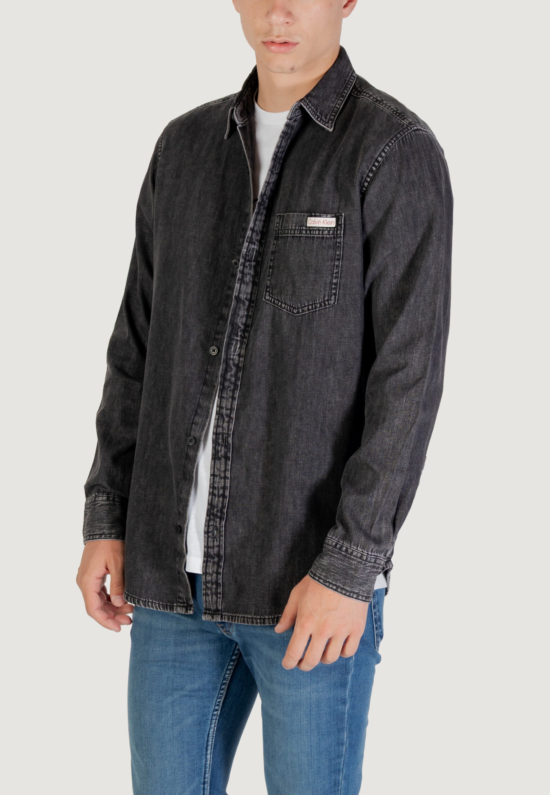 Calvin Klein Jeans Men's Classic Vail Long-Sleeve Shirt - Black