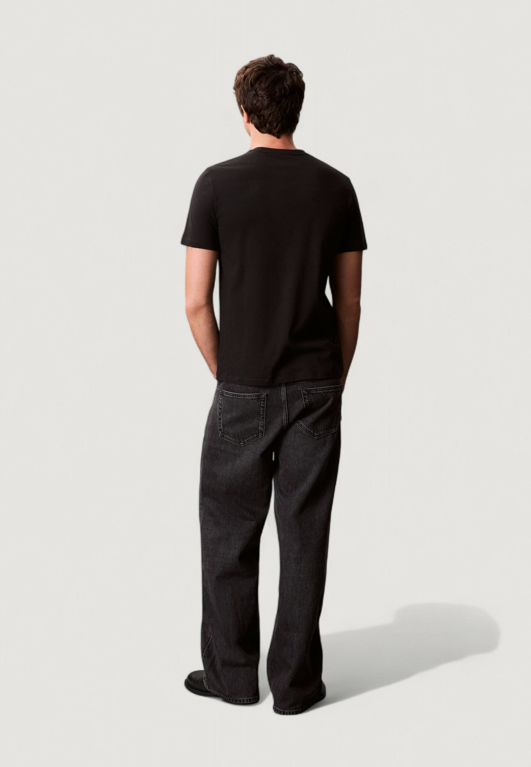 Calvin Klein Men's Black CK Box Logo T-Shirt - Short Sleeve