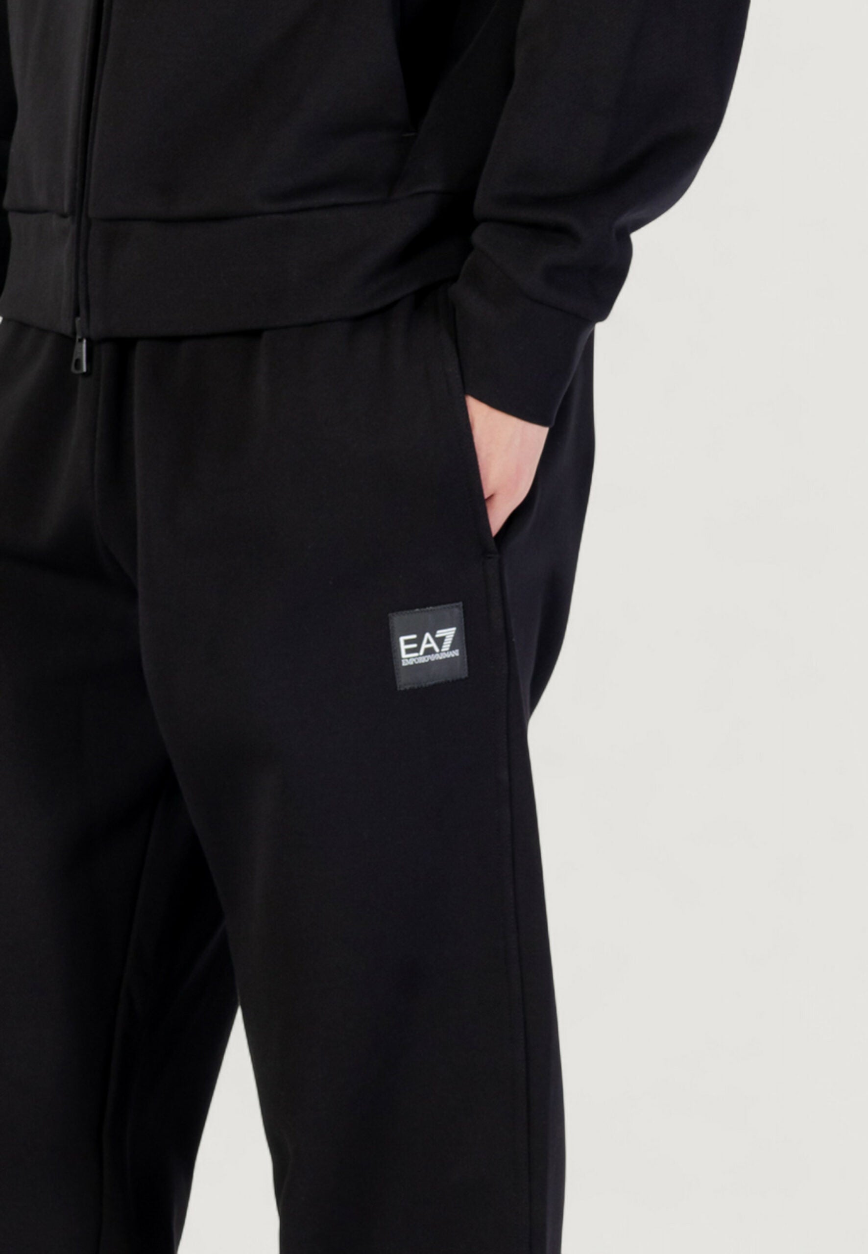 EA7 Men's Black and White Tracksuit