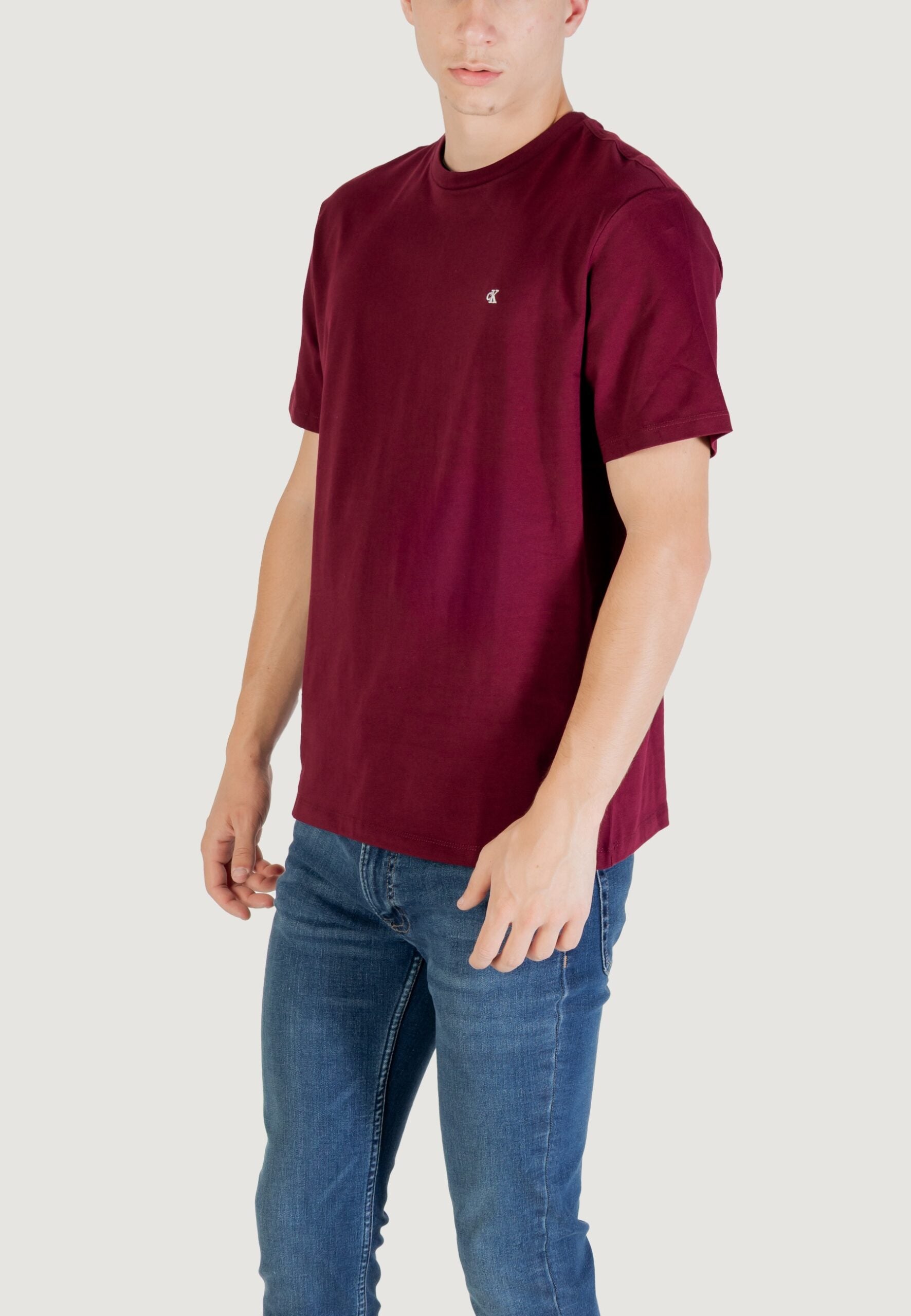 Calvin Klein Jeans Men's Bordeaux Smooth Cotton Solid T-Shirt