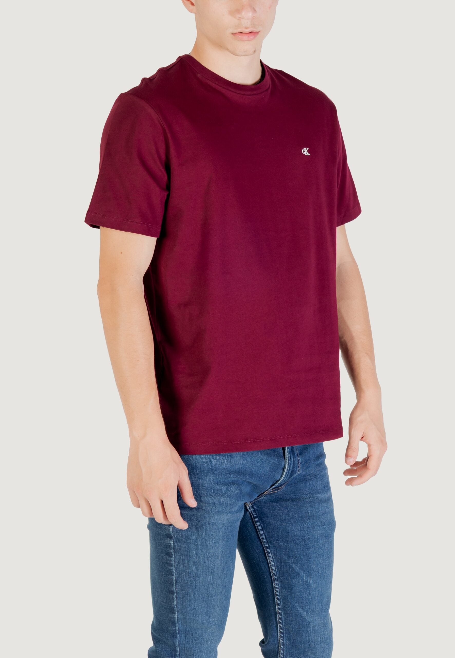 Calvin Klein Jeans Men's Bordeaux Smooth Cotton Solid T-Shirt