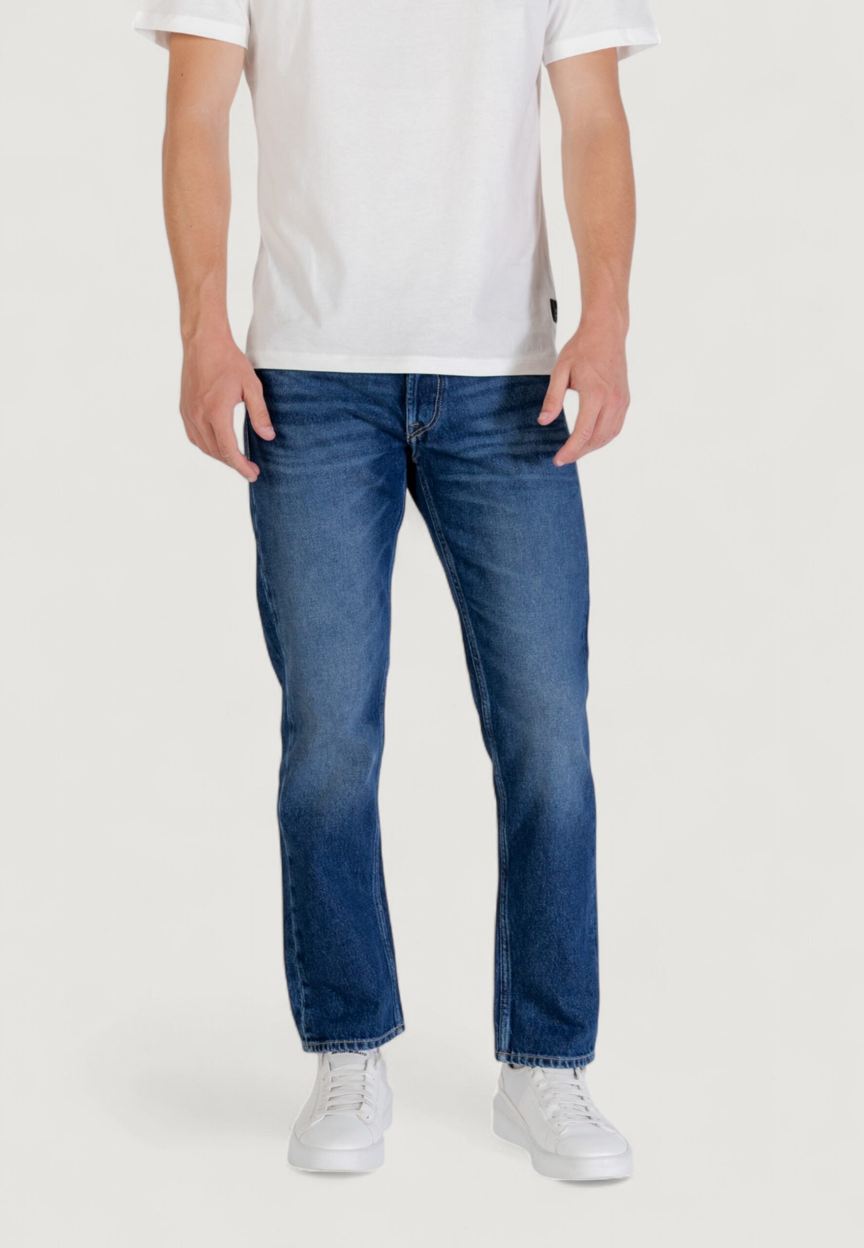 Replay Men's MA972 Slim Fit Denim Jeans