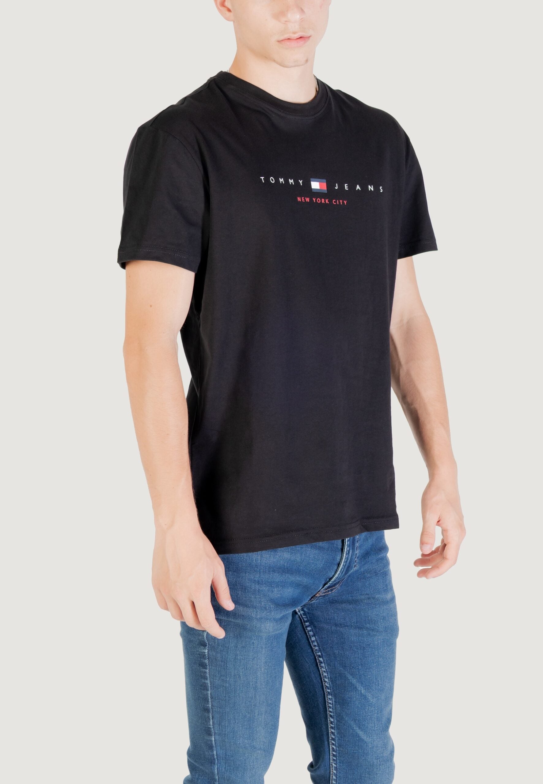 Tommy Hilfiger Jeans TJM Regular Fit Black T-Shirt - Linear Flag Logo