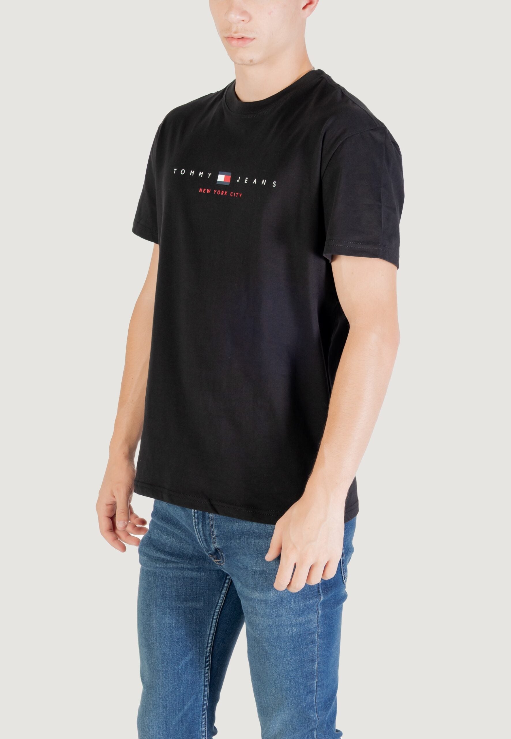 Tommy Hilfiger Jeans TJM Regular Fit Black T-Shirt - Linear Flag Logo