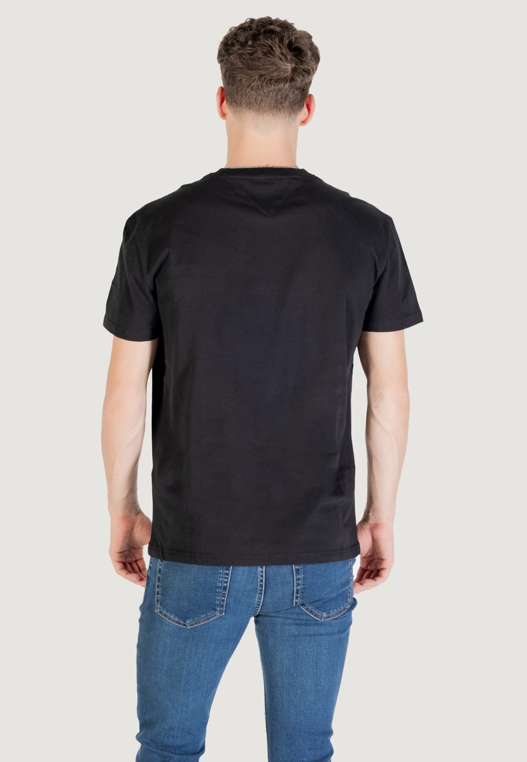 Tommy Hilfiger Jeans TJM Regular Fit Black T-Shirt - Linear Flag Logo