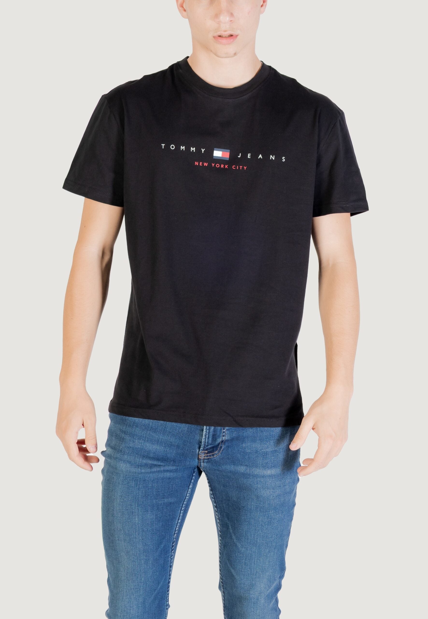 Tommy Hilfiger Jeans TJM Regular Fit Black T-Shirt - Linear Flag Logo