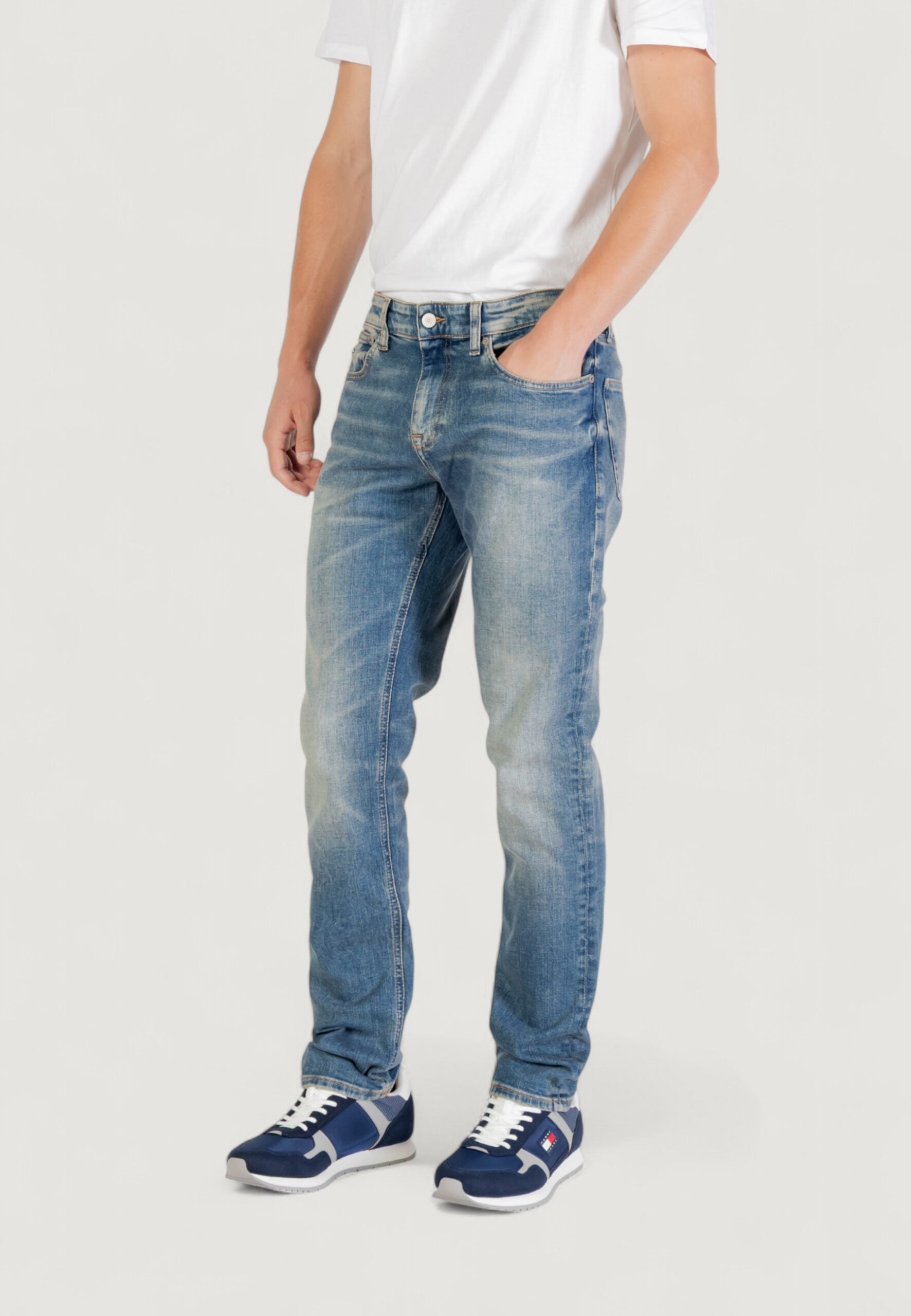 Tommy Hilfiger Jeans Men's Scanton Slim Fit Denim Jeans