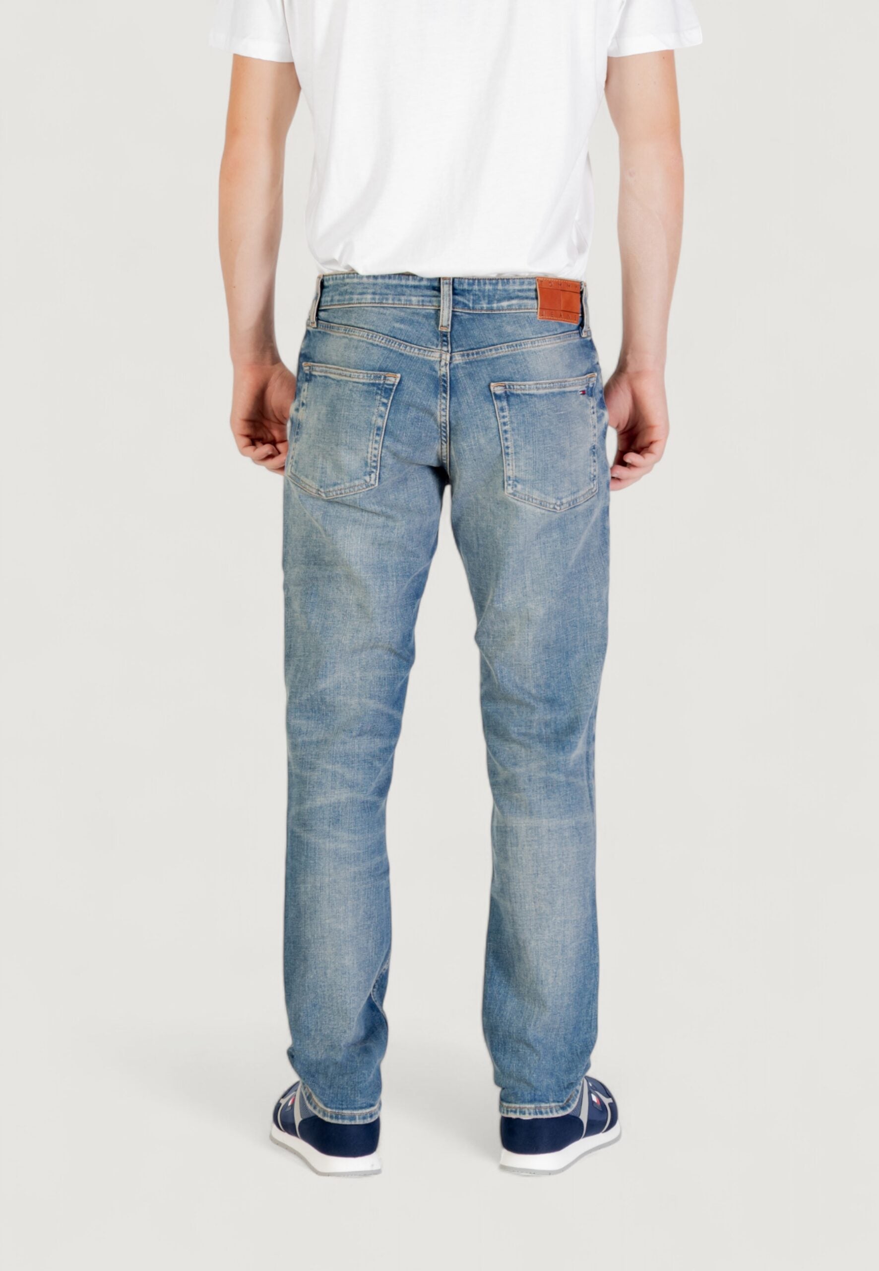 Tommy Hilfiger Jeans Men's Scanton Slim Fit Denim Jeans