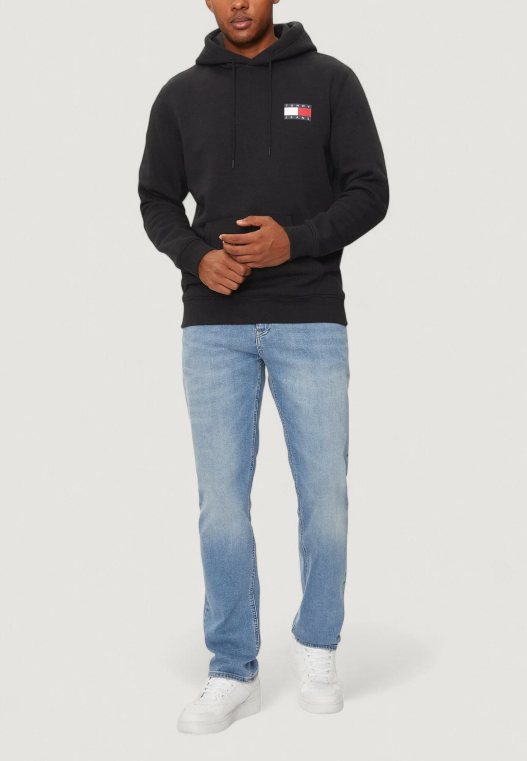 Tommy Hilfiger TJM Men's Black Essential Flag Hoodie