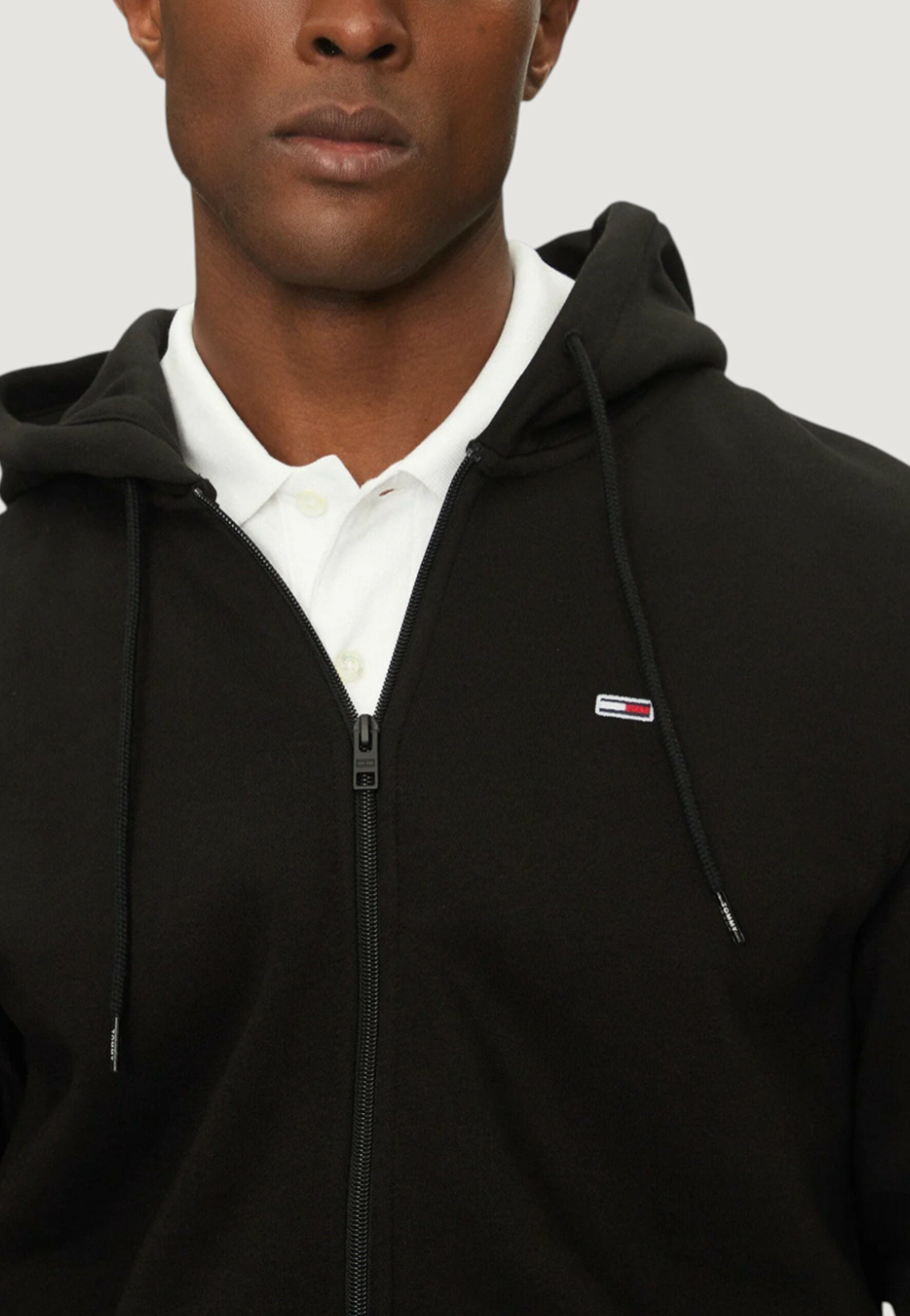 Tommy Hilfiger Jeans TJM Men's Black Essential Flag Zip-Up Hoodie