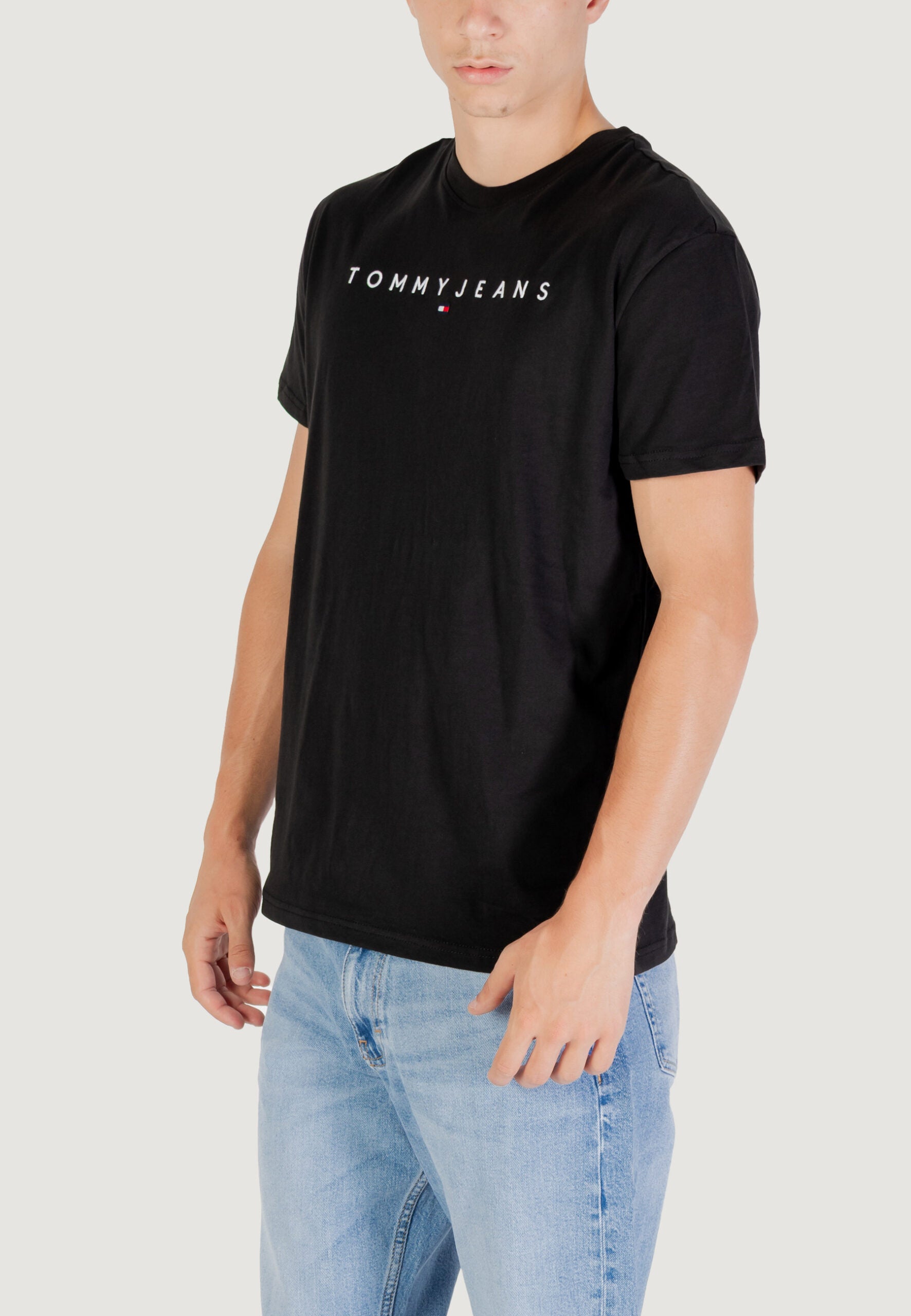 Tommy Hilfiger Jeans TJM Regular Fit Black T-Shirt - Linear Logo