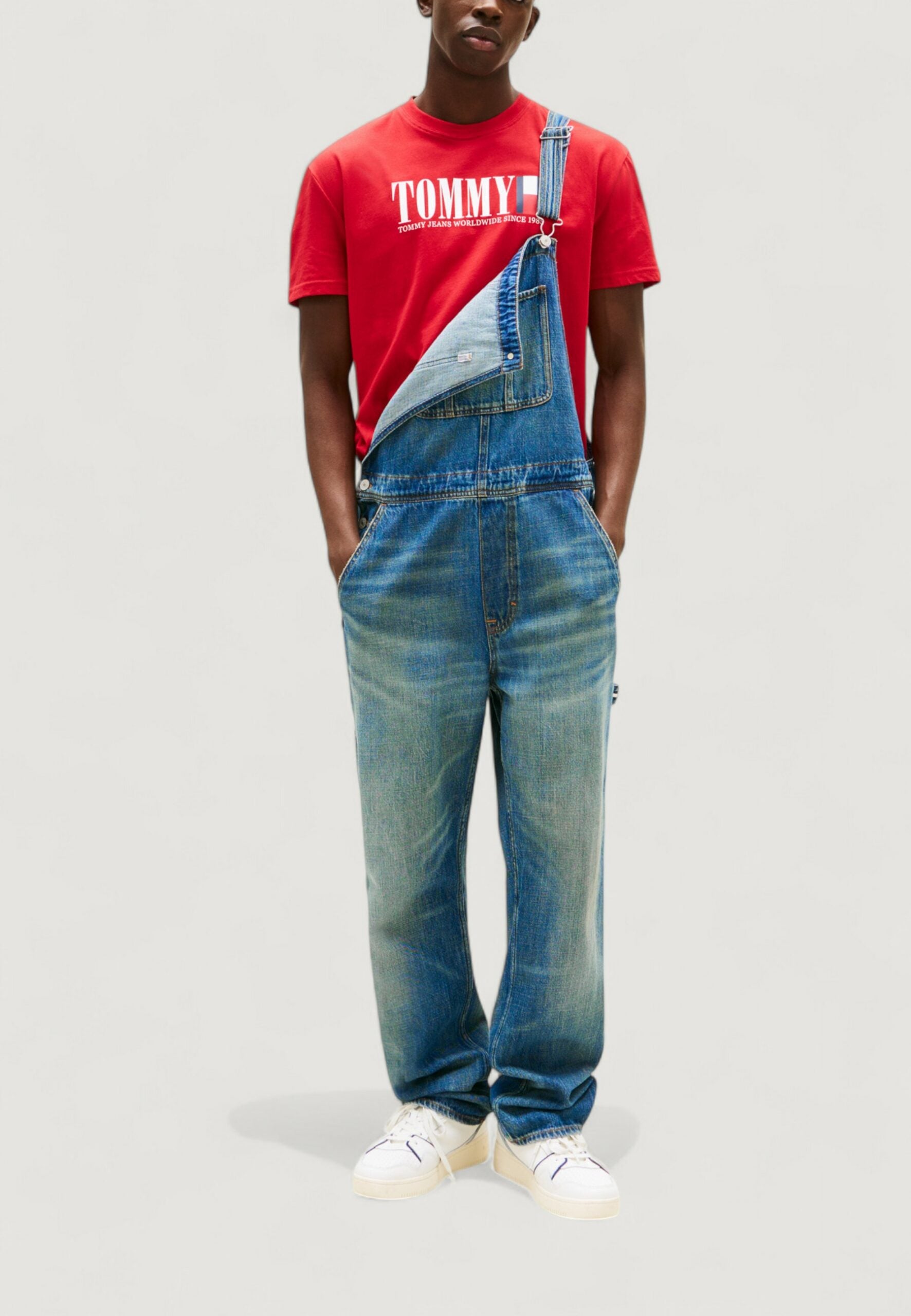 Tommy Hilfiger Jeans TJM Regular Fit Red T-Shirt - Tommy DNA Flag Logo