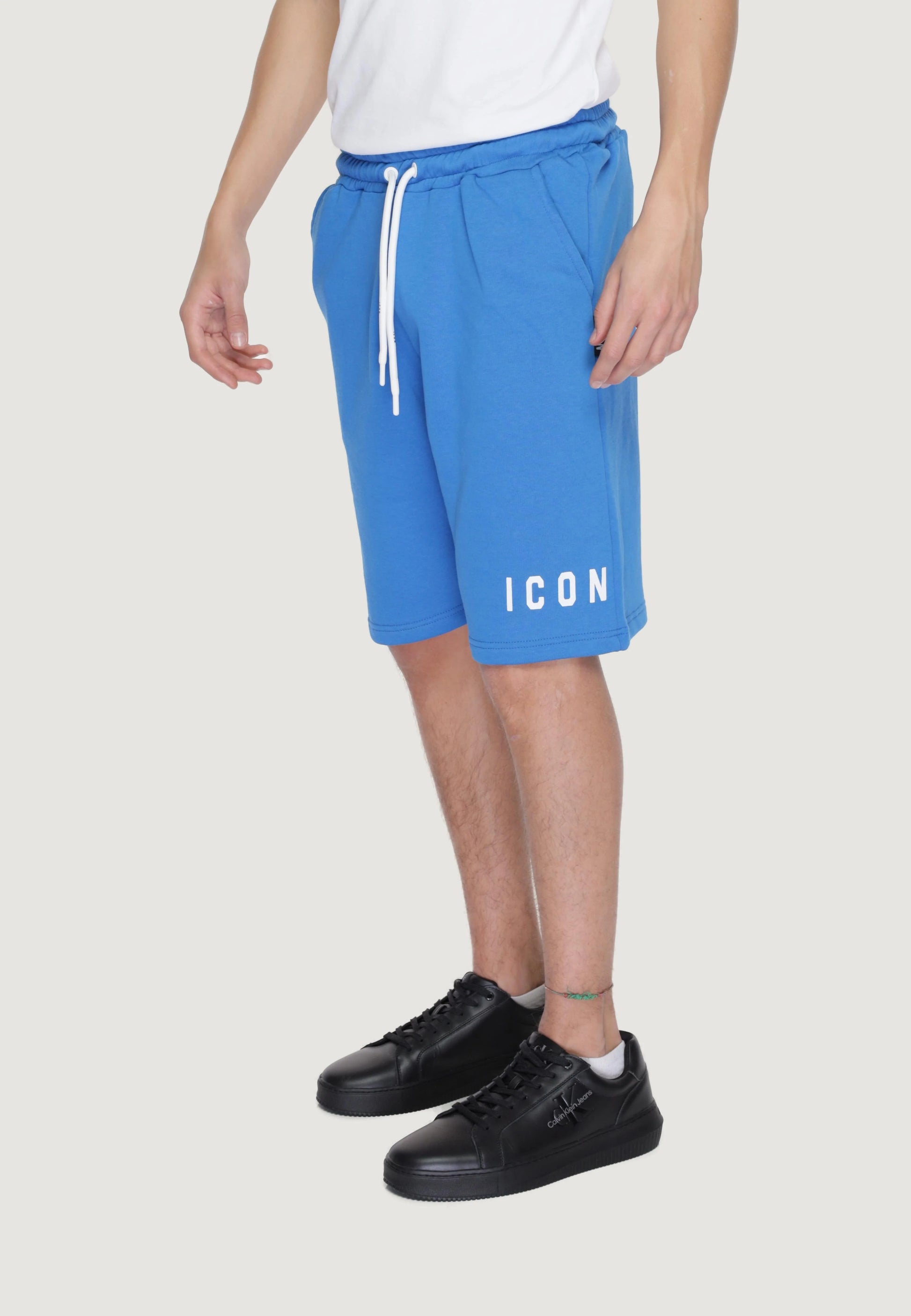 Bermuda Icon IU8135B