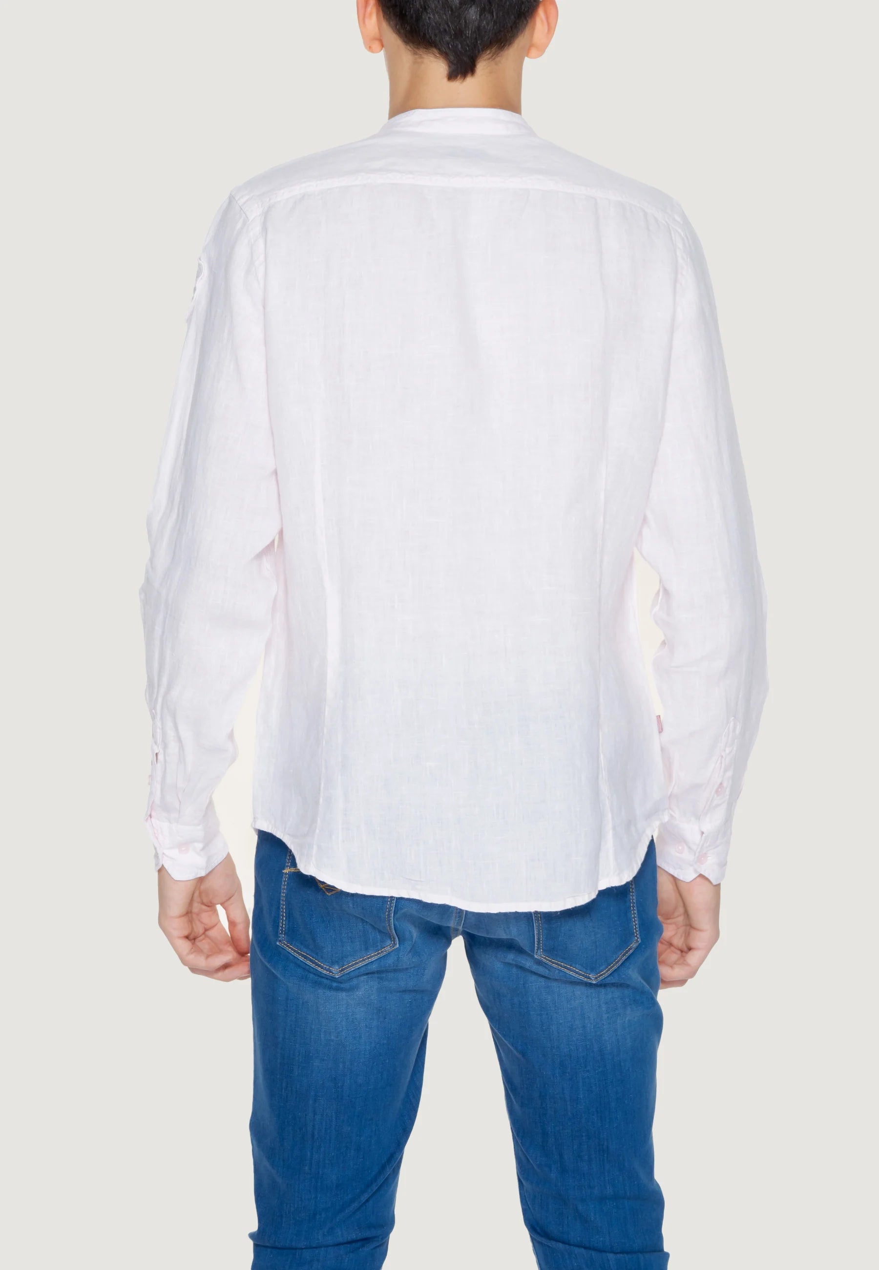 Blue long-sleeved shirt. 24SBLUS01031