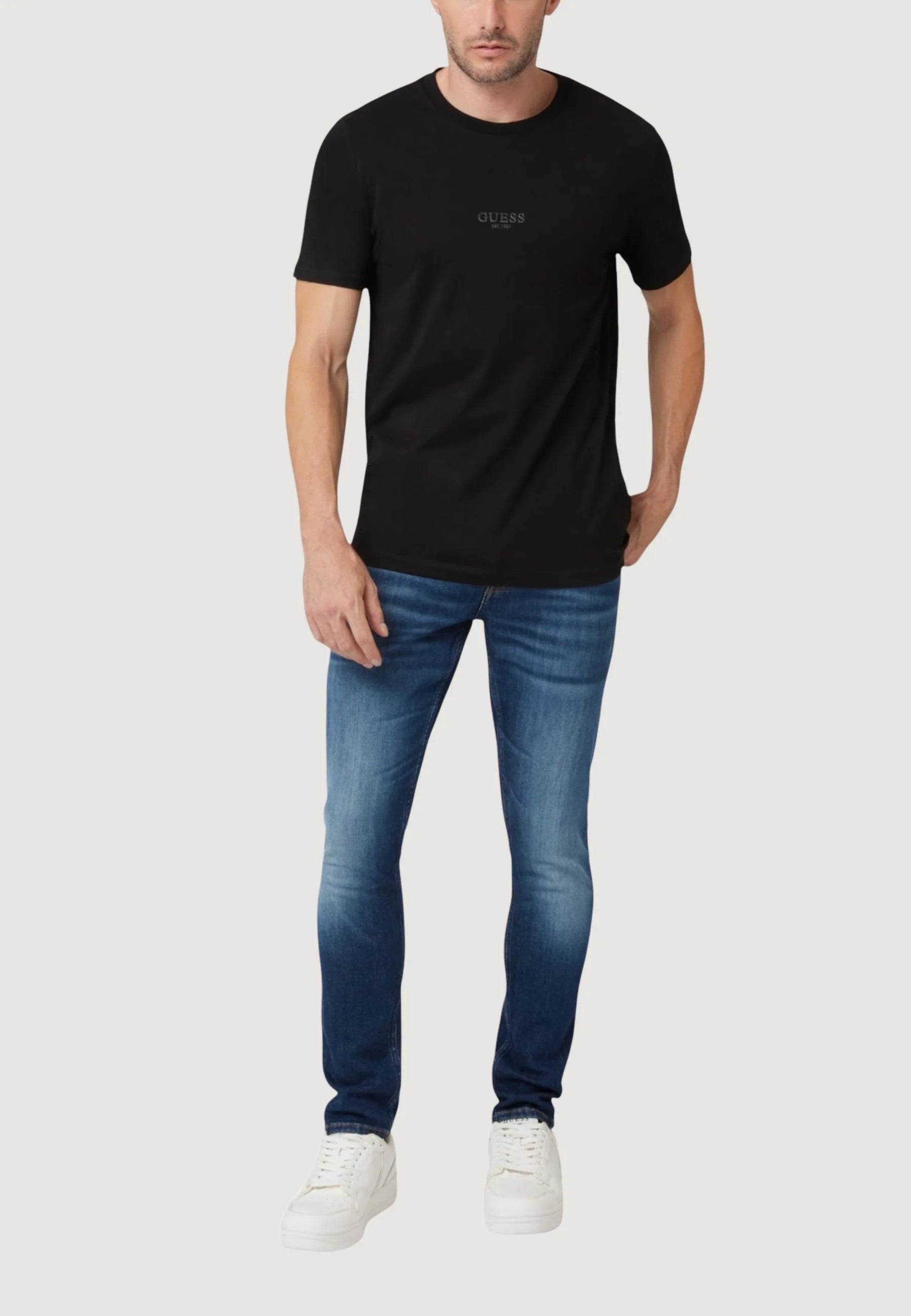 T-shirt Guess AIDY CN SS TEE