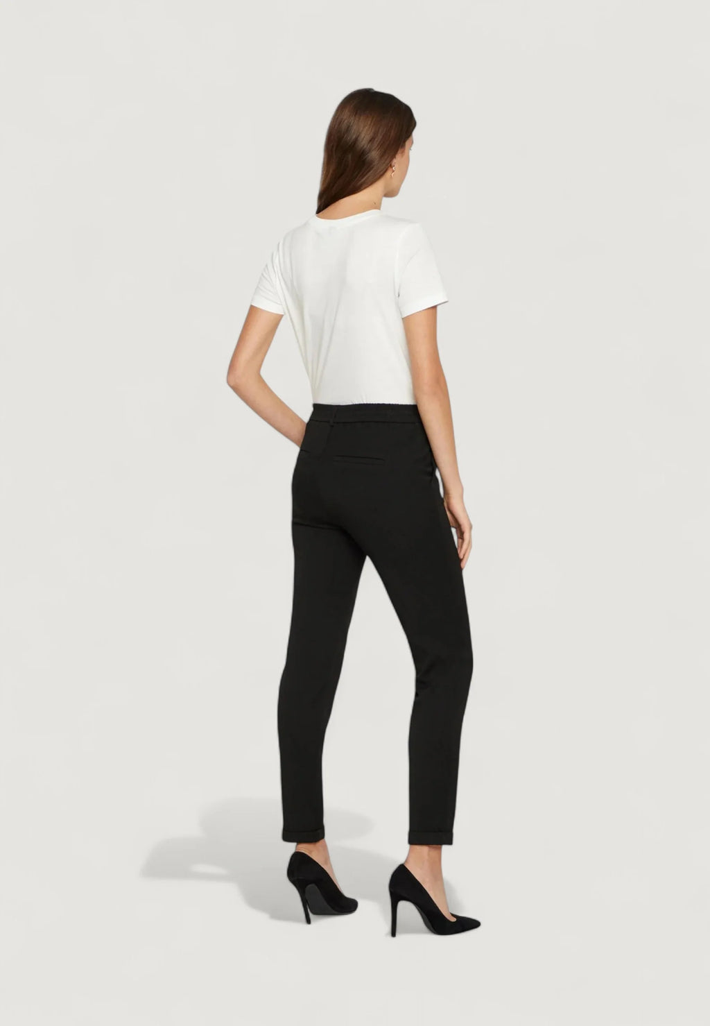 Vero Moda regular trousers VMMAYA MW LOOSE SOLID PANT NOOS