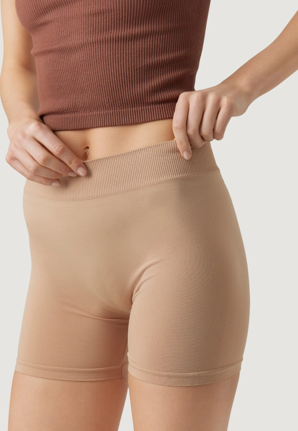 Vero Moda Shorts VMJACKIE SEAMLESS MINI SHORTS GA NOOS
