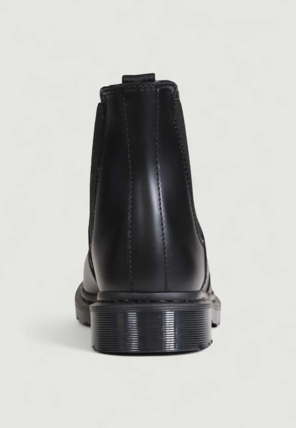 Dr. Martens 2976 Mono Smooth Boots