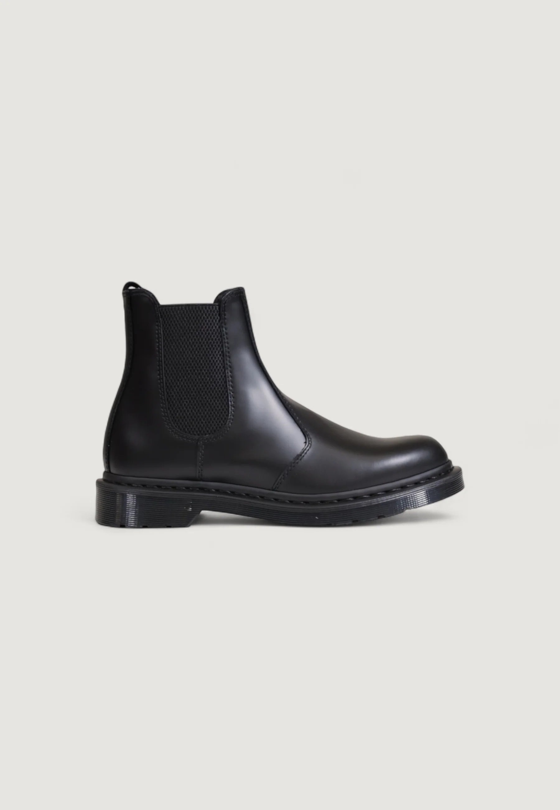 Dr. Martens 2976 Mono Smooth Boots