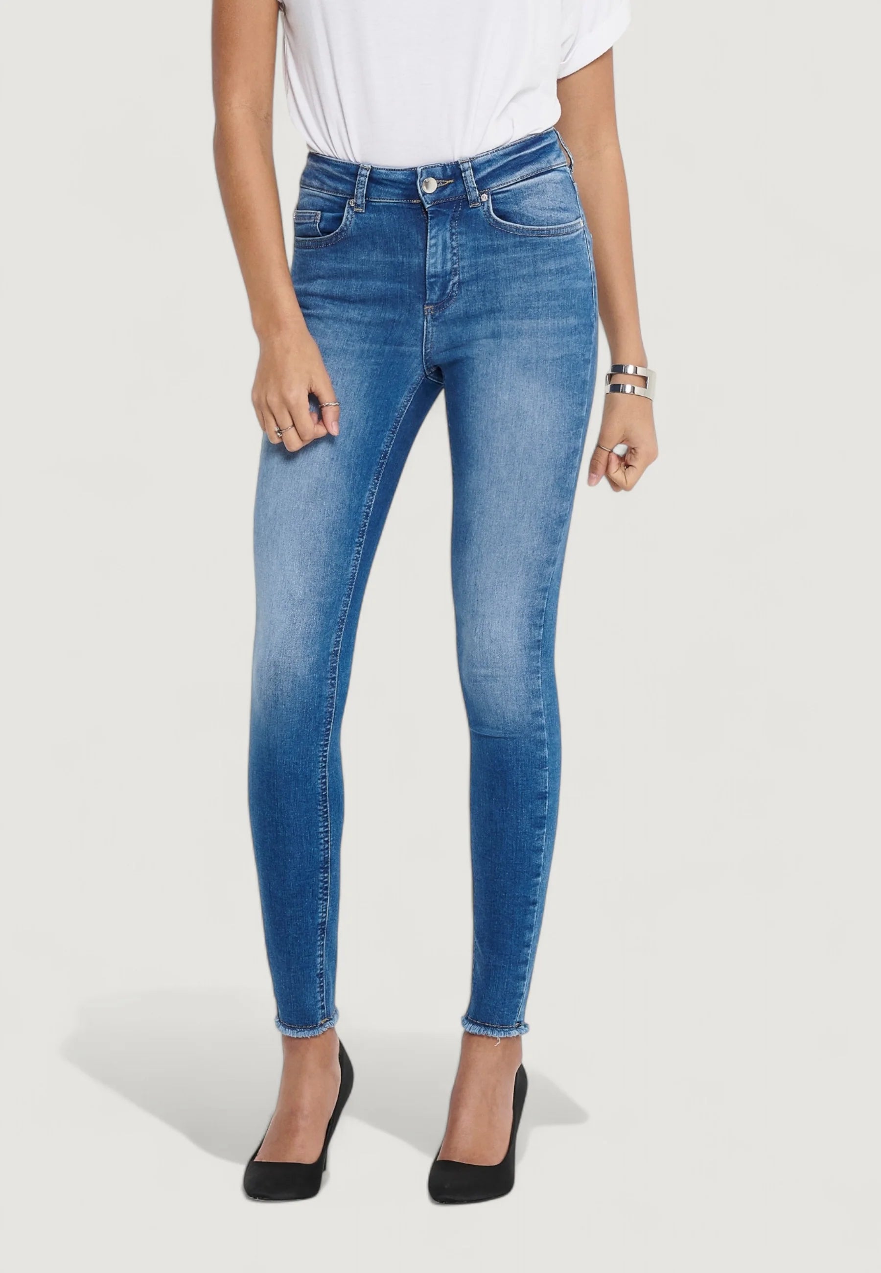 Only ONLBLUSH Mid-Rise Raw Ankle Skinny Jeans (REA12187)