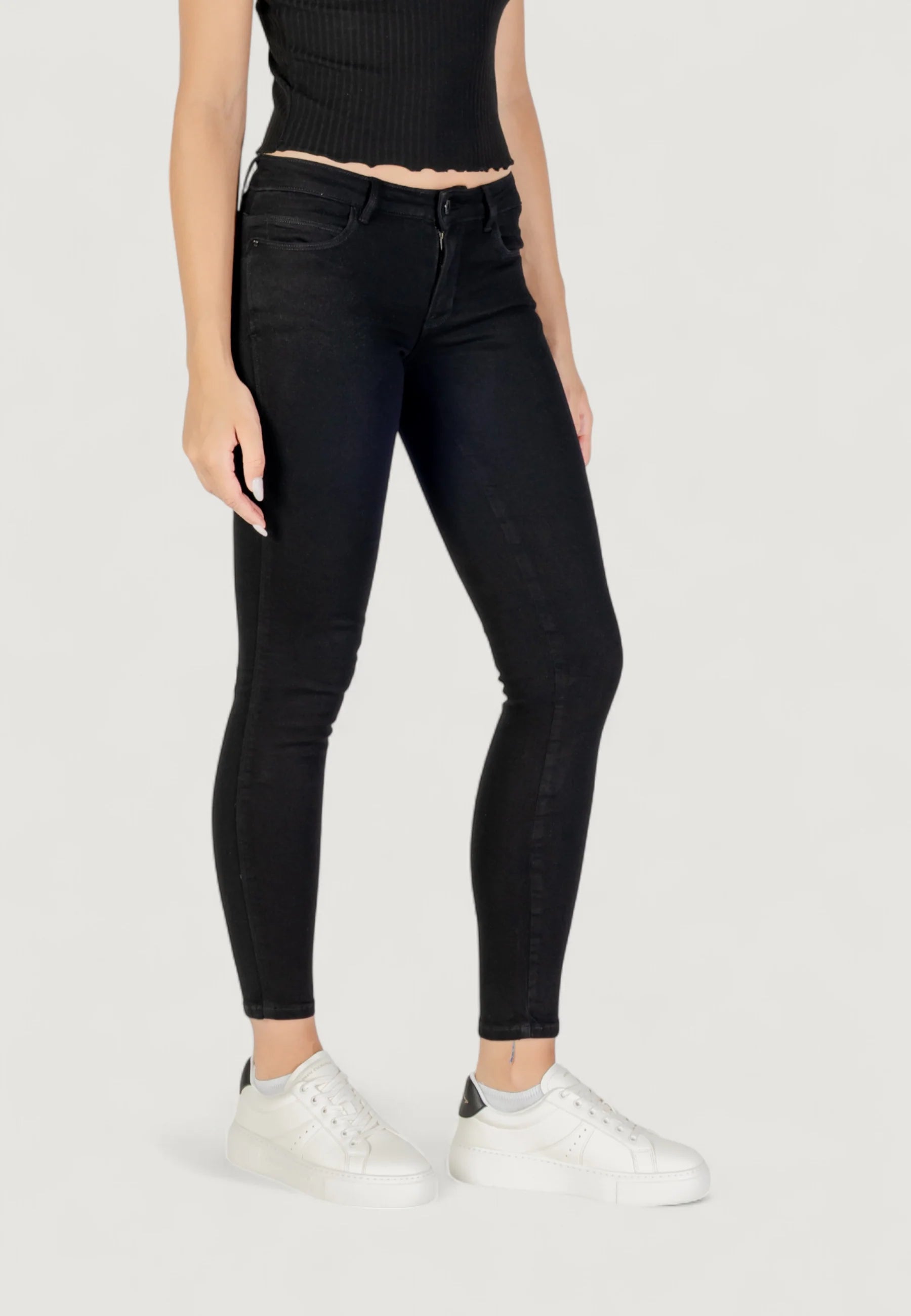 Skinny and Super-skinny jeans Guess CURVE