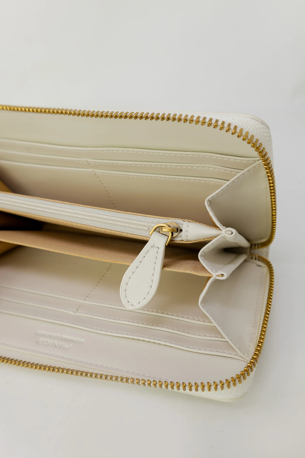 Wallet Pinko RYDER ZIP AROUND VITELLO SETA