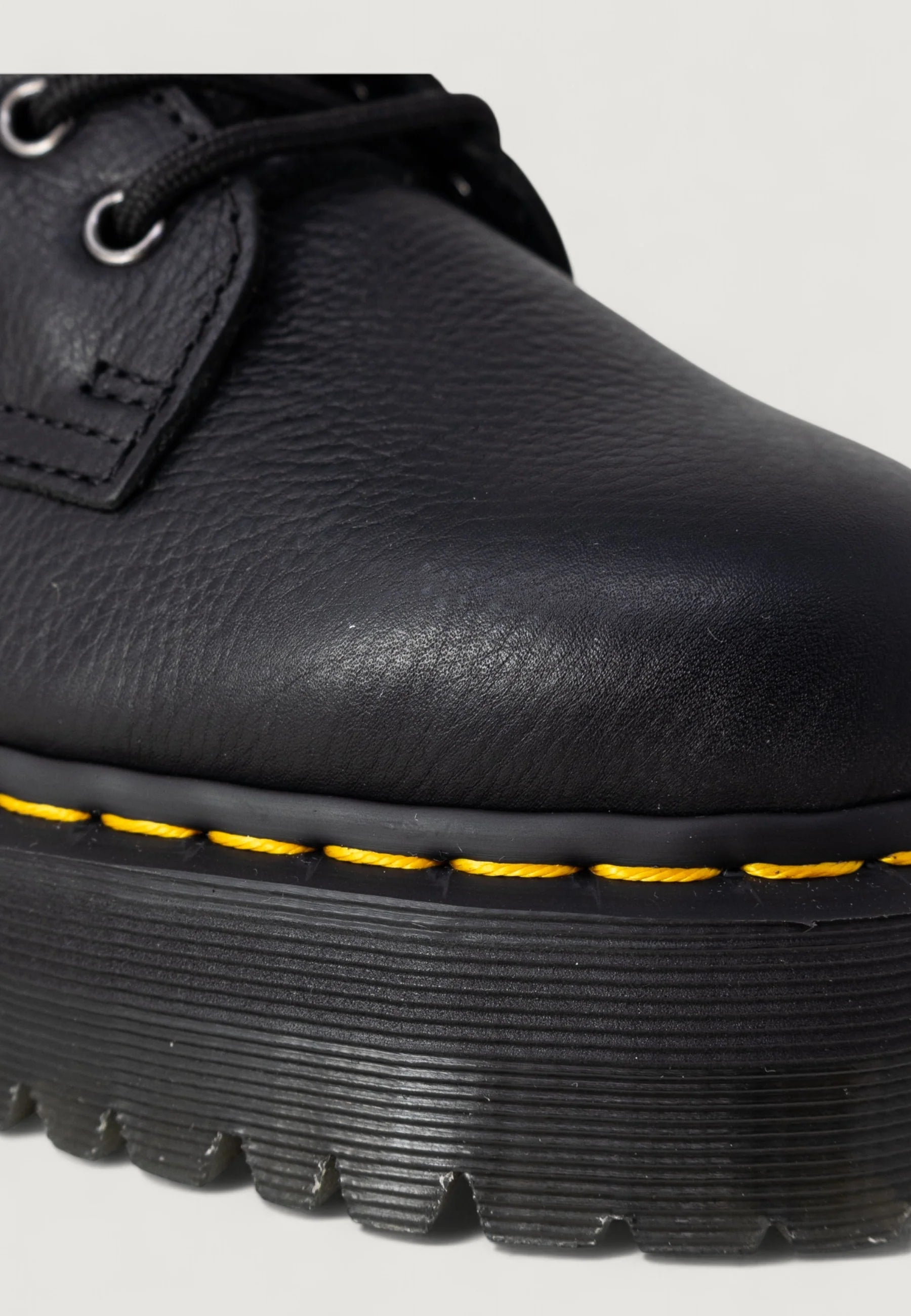 Dr. Martens Jadon FL Black Pisa Boots