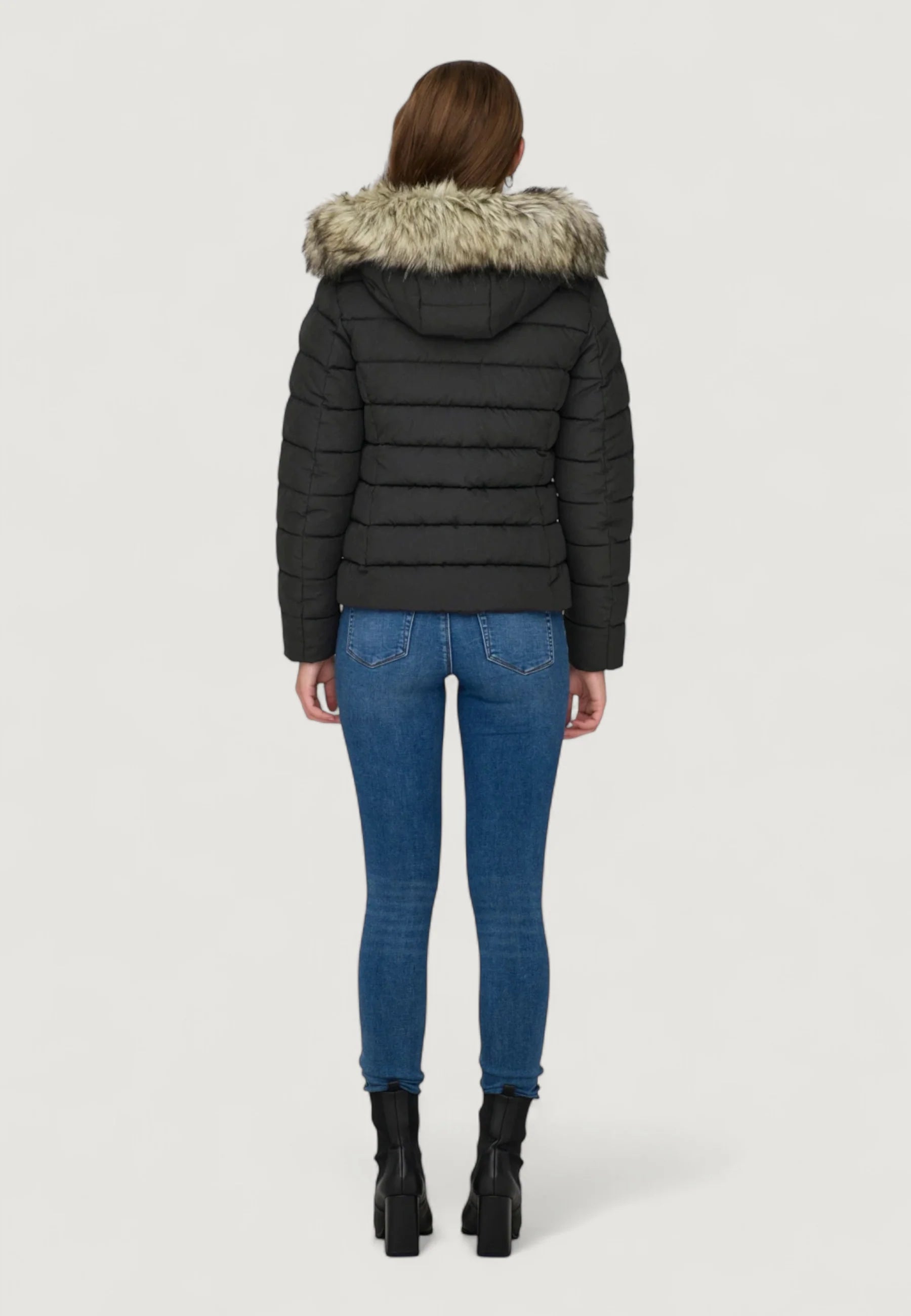 Only ONLNEWLUNA QUILTED JACKET CC OTW down jacket