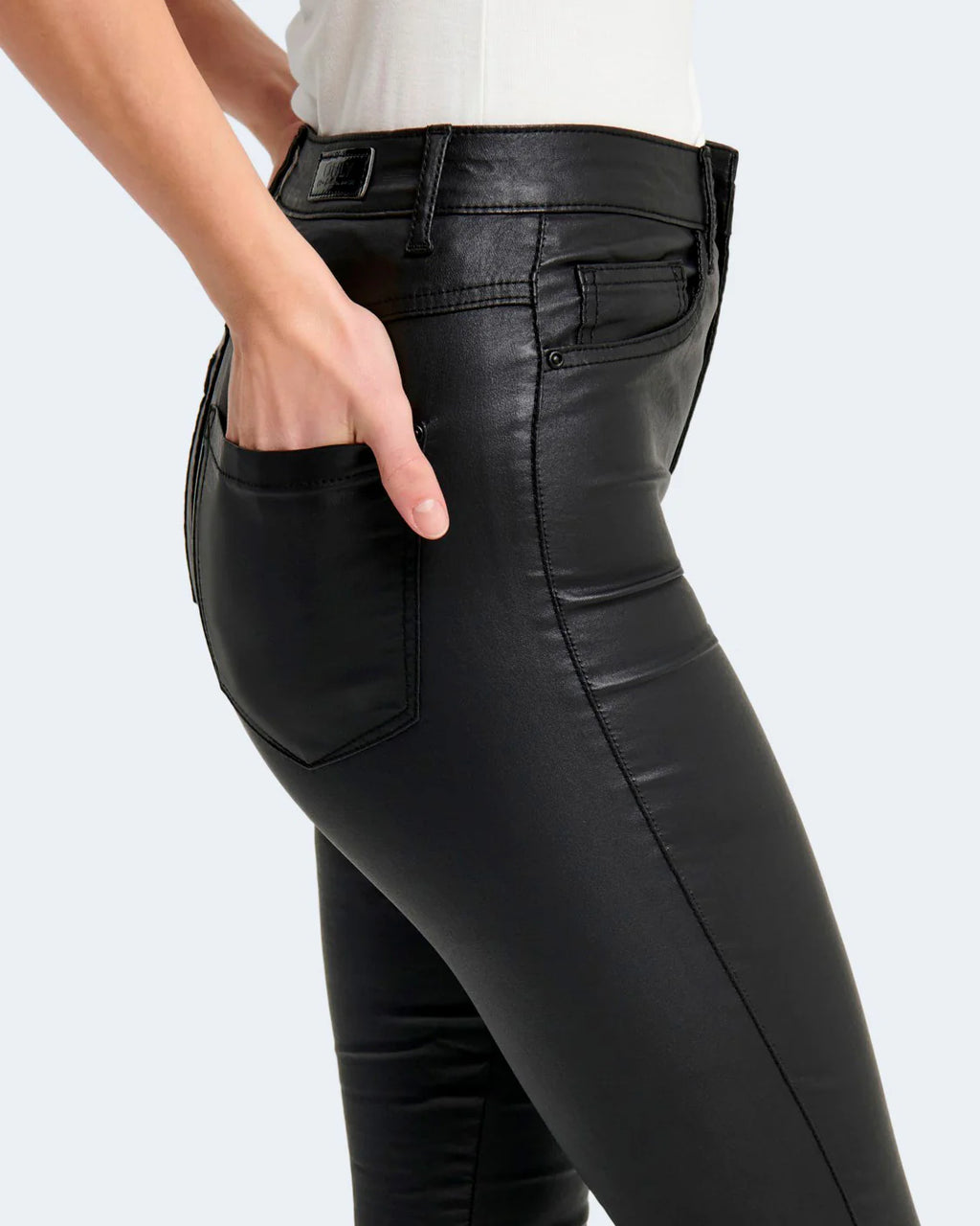 Only ONLROYAL High-Waist Rock Coated Skinny Jeans (PIM)