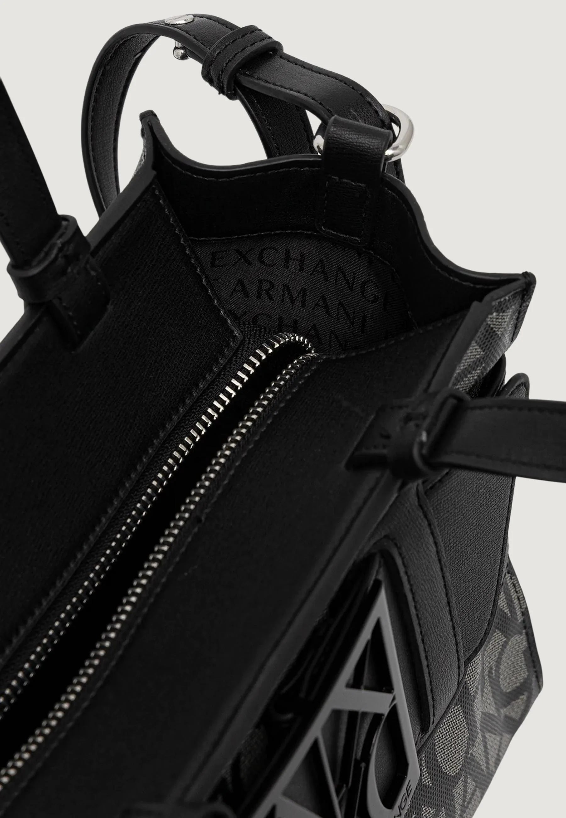 Armani Exchange Bag 942690 3F74