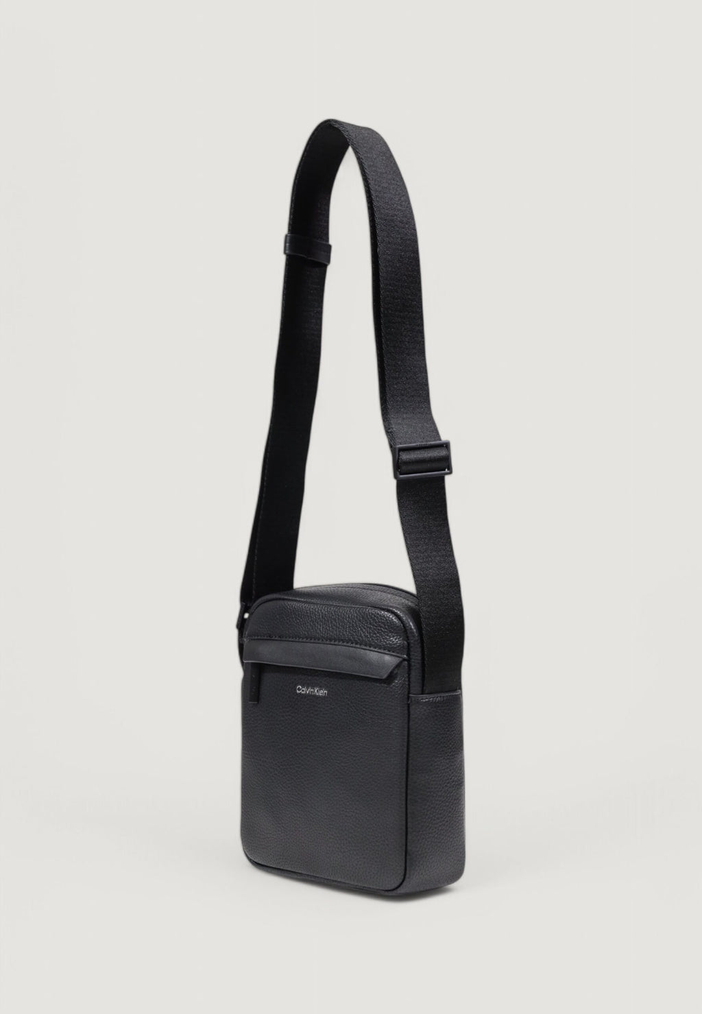 Calvin Klein CK Must Reporter S Shoulder Bag - Black