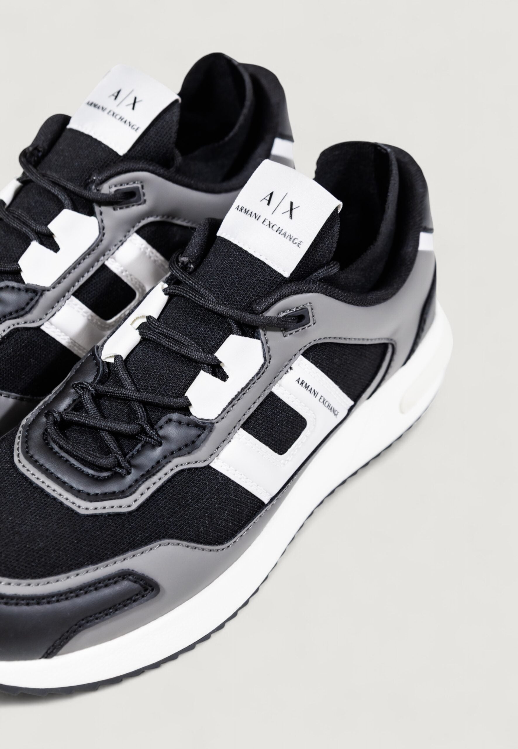 Armani Exchange Men's Gray and White Sneakers