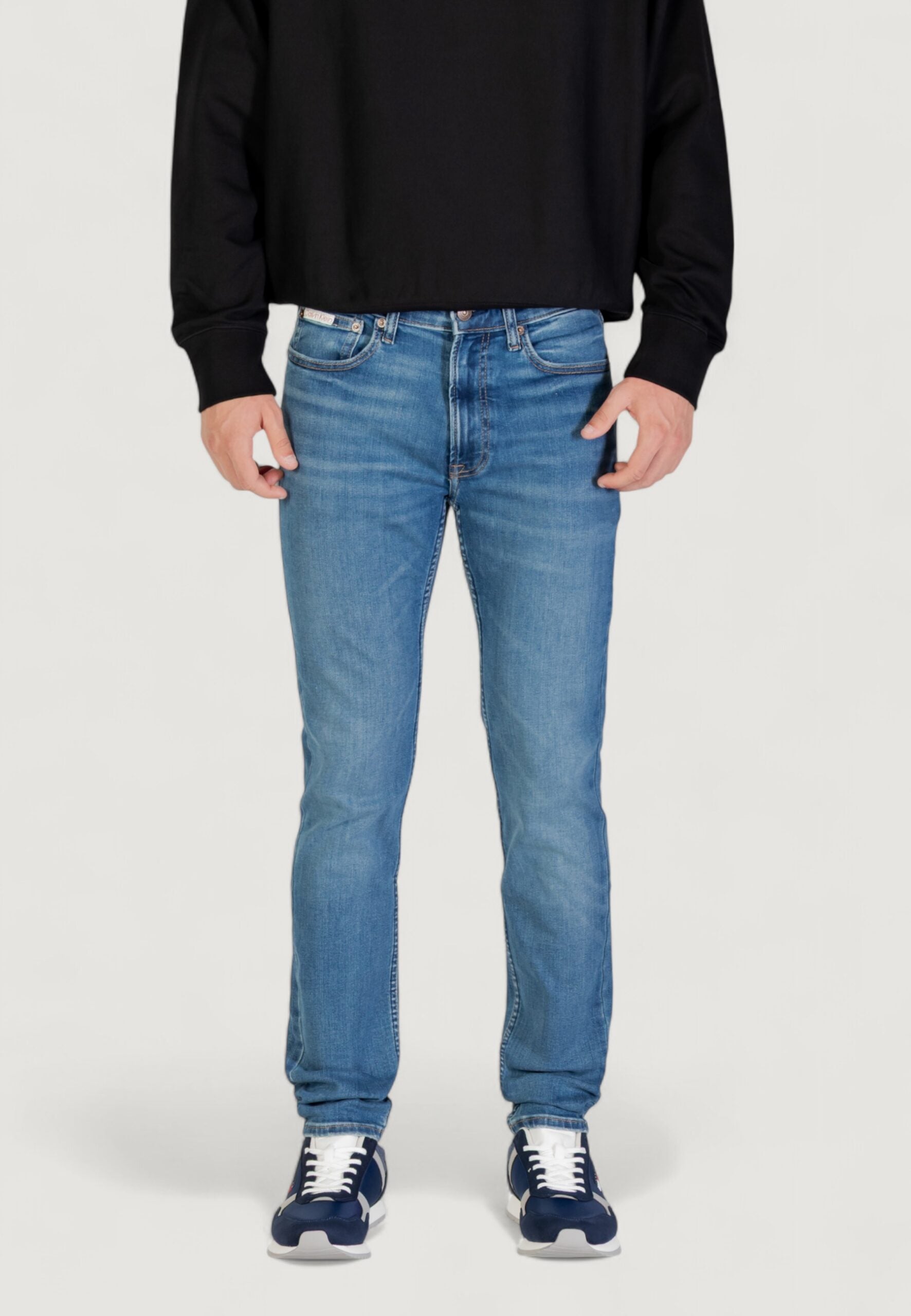Calvin Klein Jeans Men's Canyon Blue Skinny Denim Jeans