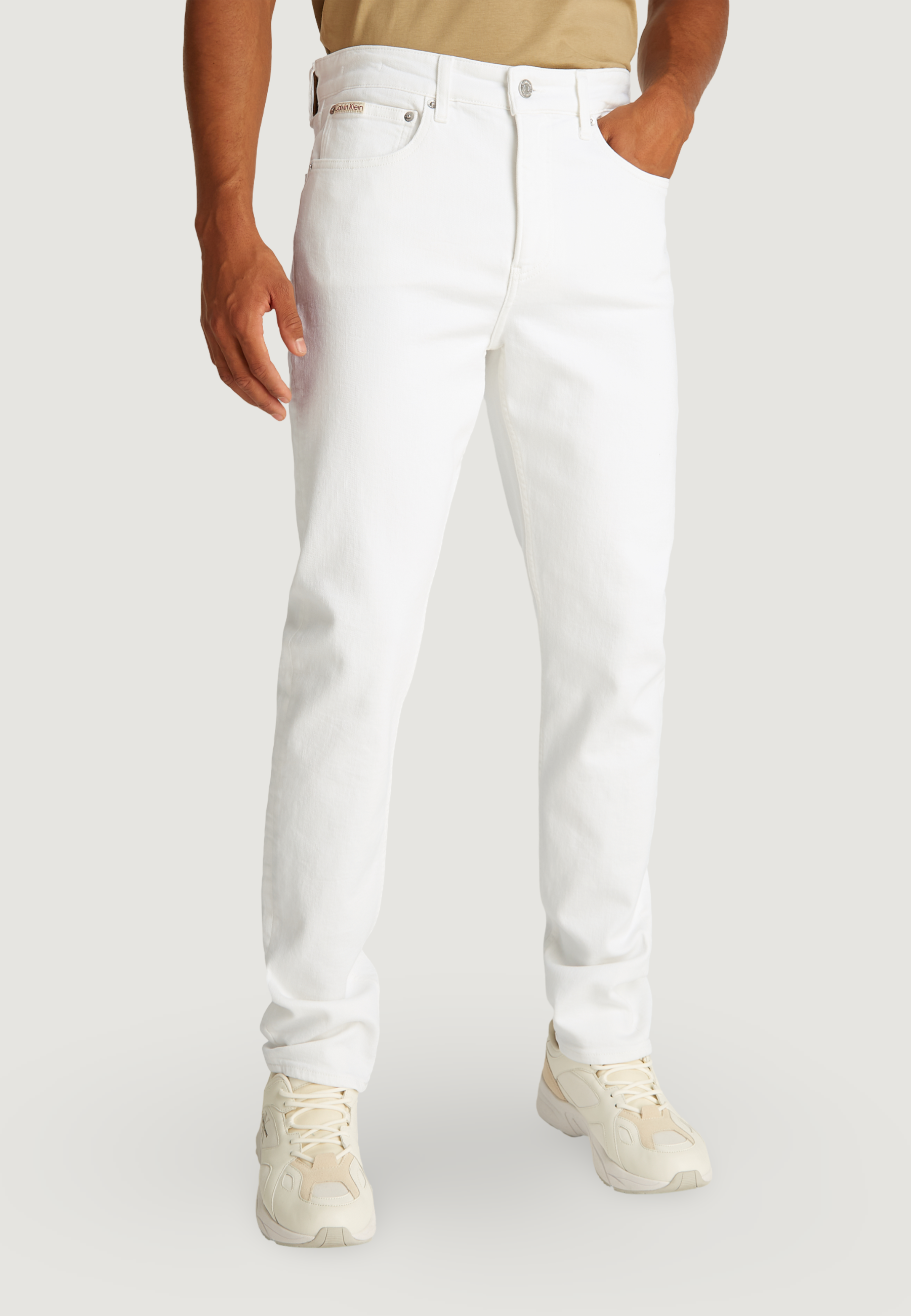 Calvin Klein Jeans Taper Slim Jeans - White