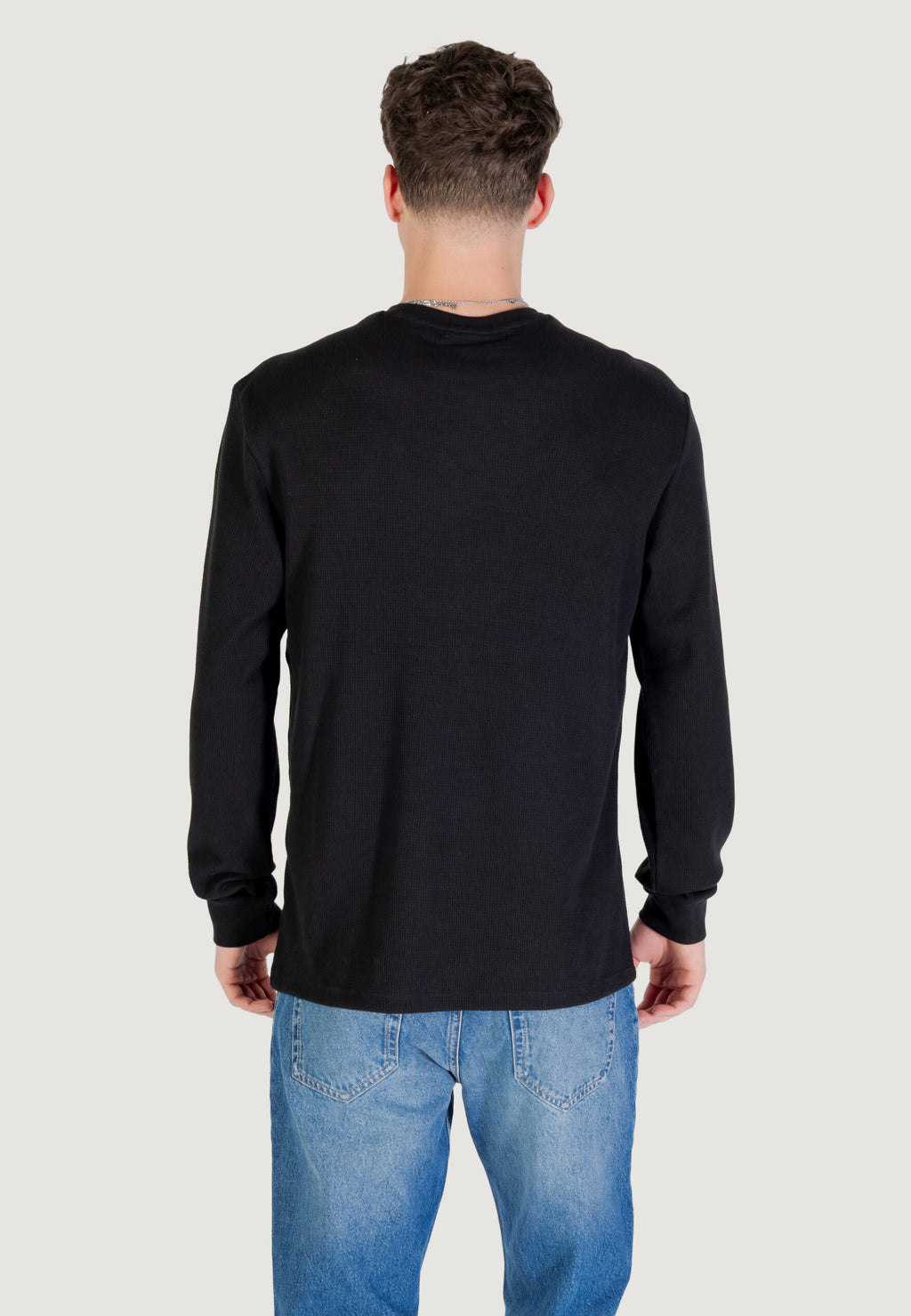 カルバン・クライン ジーンズ メンズ ブラック ワッフル ロングスリーブ Tシャツ - バッジロゴ クルーネック