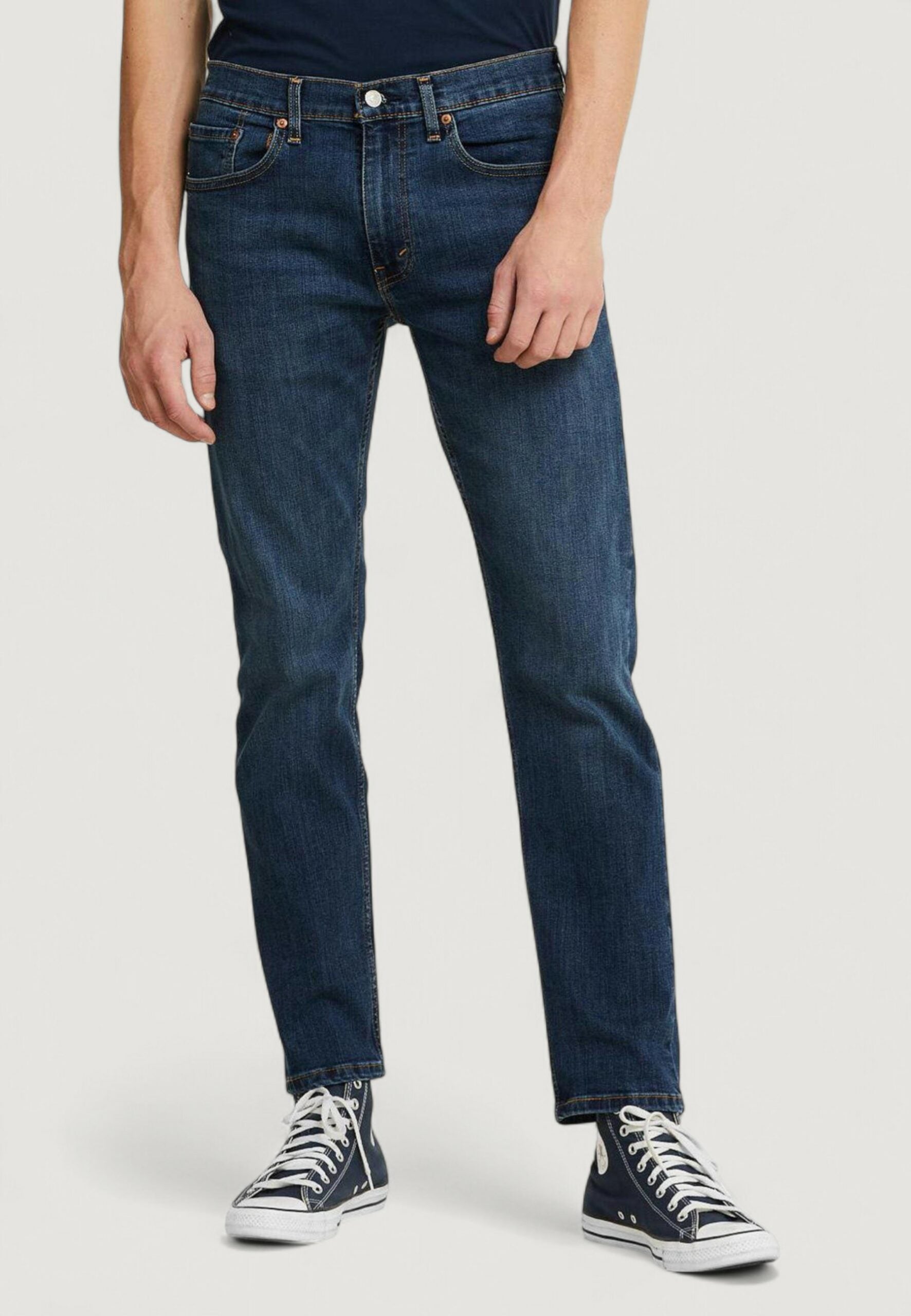 Levi's® メンズ ダークブルー デニム 502 テーパードジーンズ