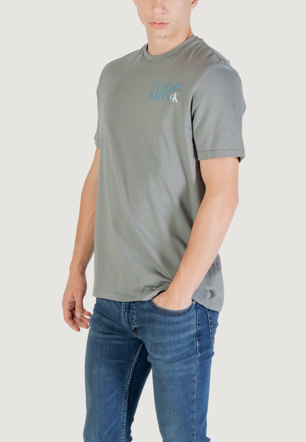 カルバン・クライン・ジーンズ メンズ ダークグレー Tシャツ - CK ニューヨーク ワードマーク ロゴ