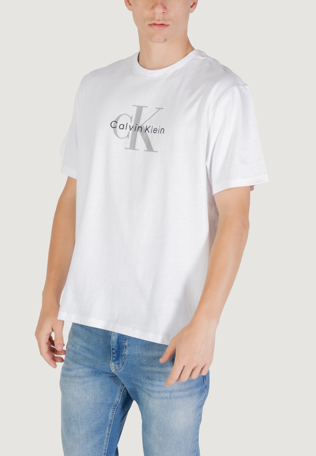 カルバン・クライン ジーンズ メンズ ホワイト ヒーロー モノローグ Tシャツ - 半袖 ロゴTシャツ