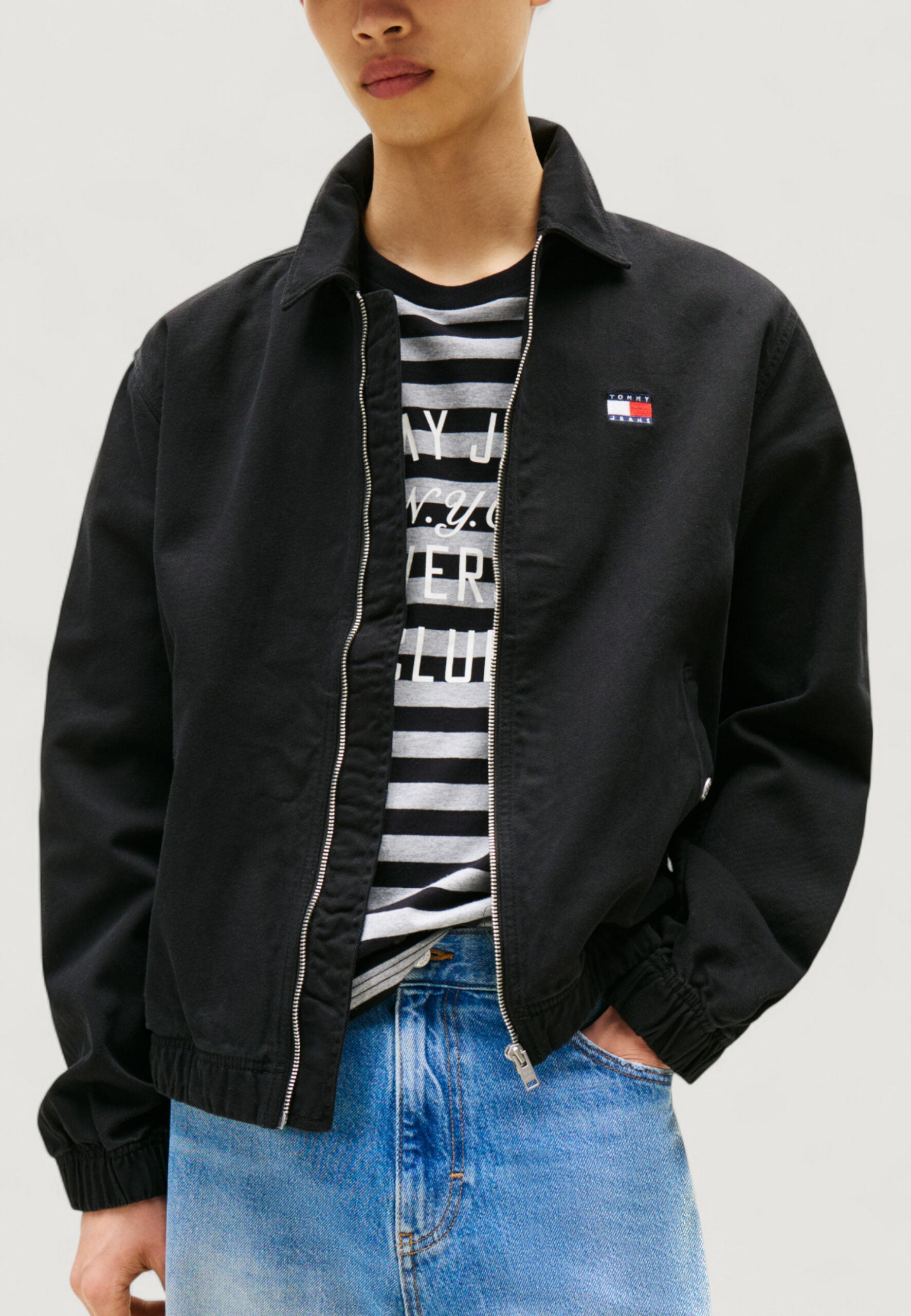 トミー ヒルフィガー TJM メンズ ブラック エッセンシャル フラッグ ジャケット